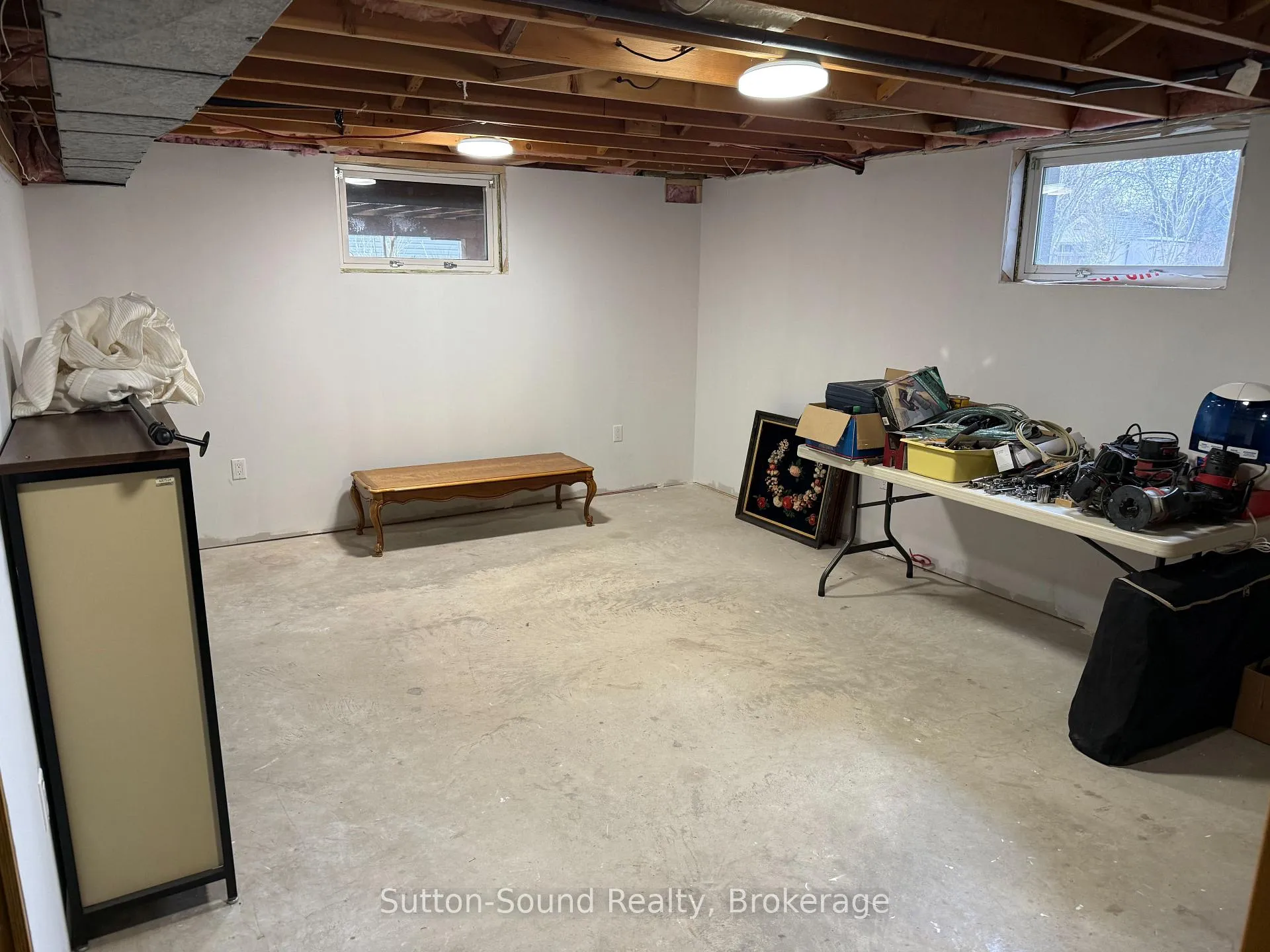 Photo 24 of 1754 6th Avenue E, Owen Sound — HOMEH