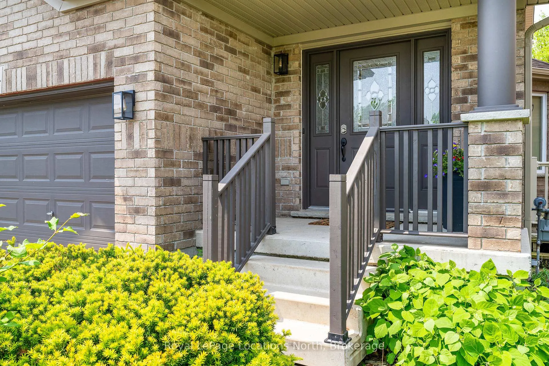 Photo 3 of 26 Davis Street, Collingwood — HOMEH