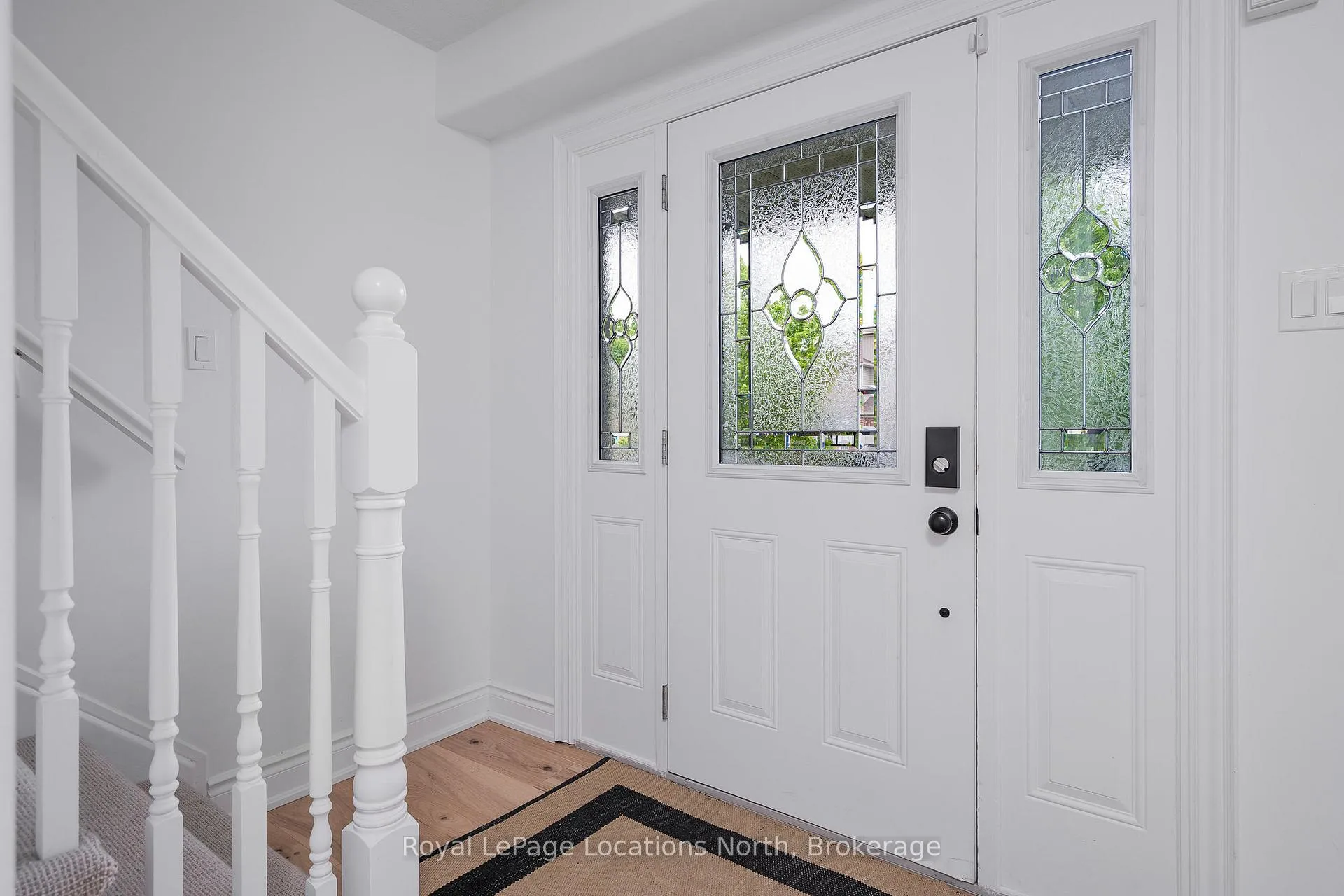 Photo 4 of 26 Davis Street, Collingwood — HOMEH