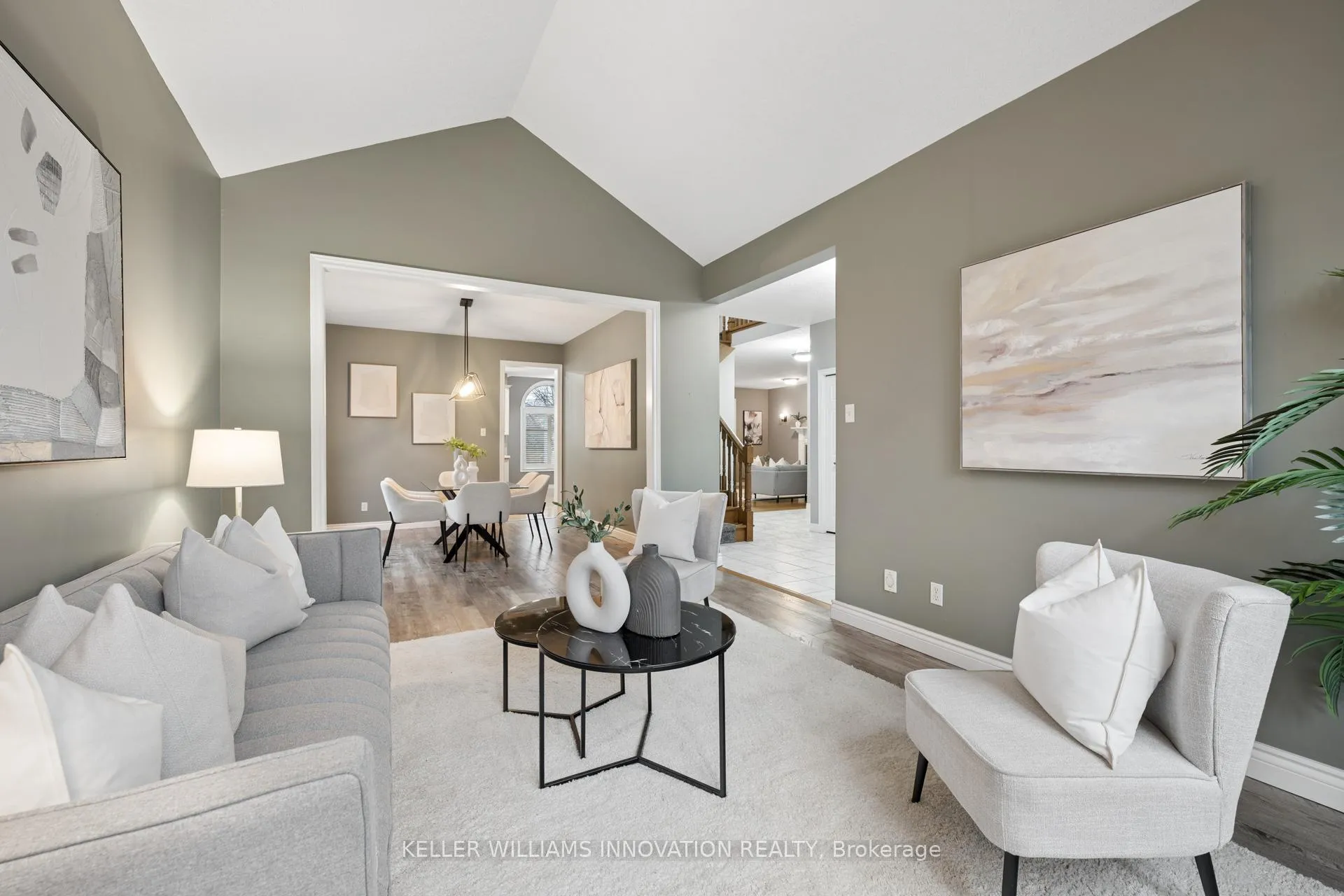 Photo 4 of 555 Sandbanks Crescent, Waterloo — HOMEH
