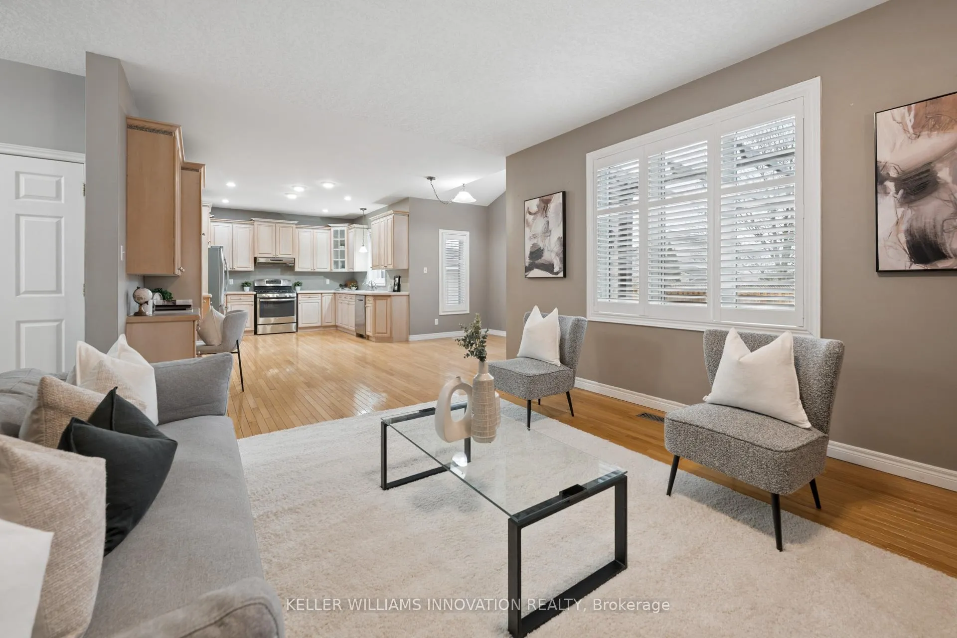 Photo 18 of 555 Sandbanks Crescent, Waterloo — HOMEH