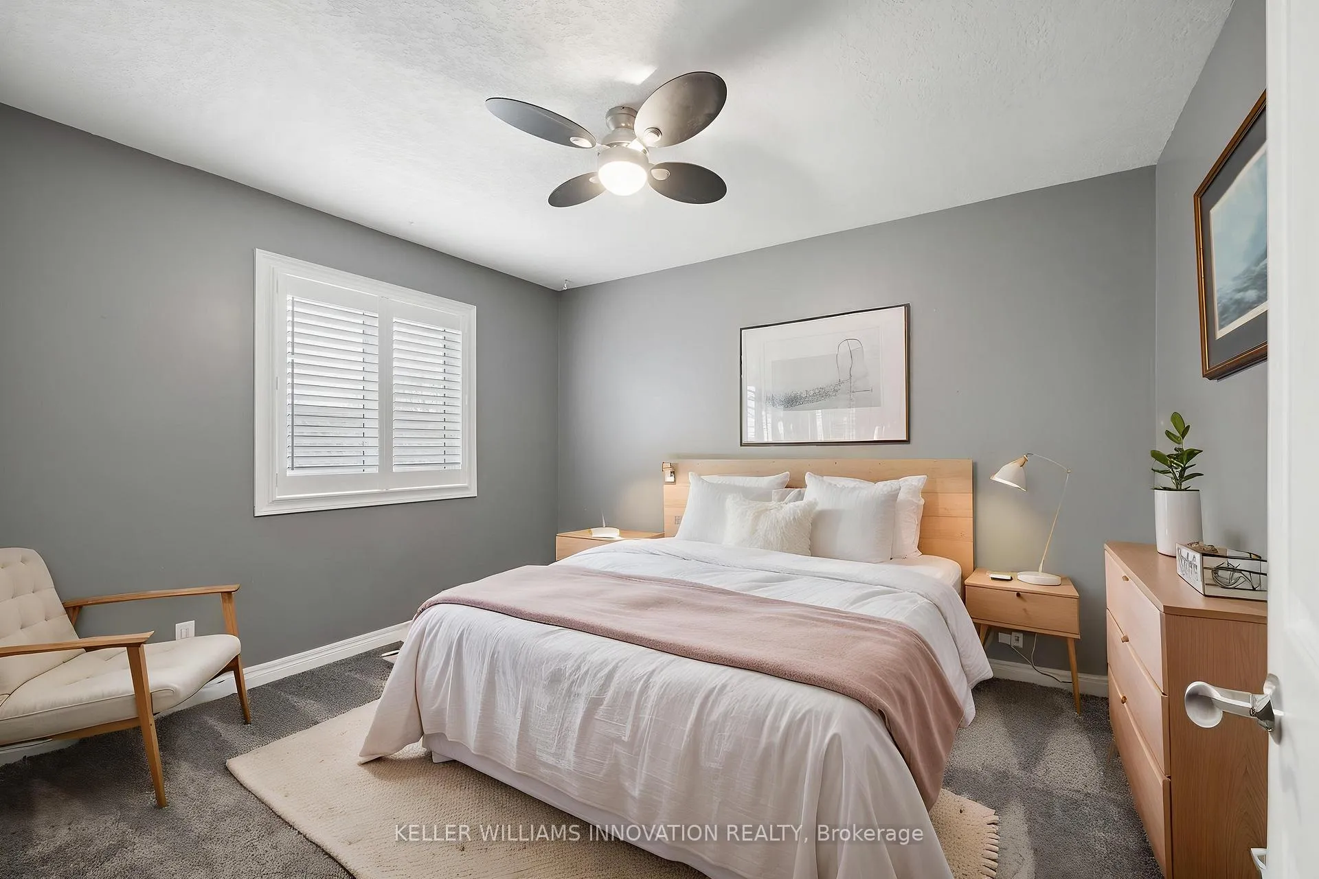 Photo 24 of 555 Sandbanks Crescent, Waterloo — HOMEH