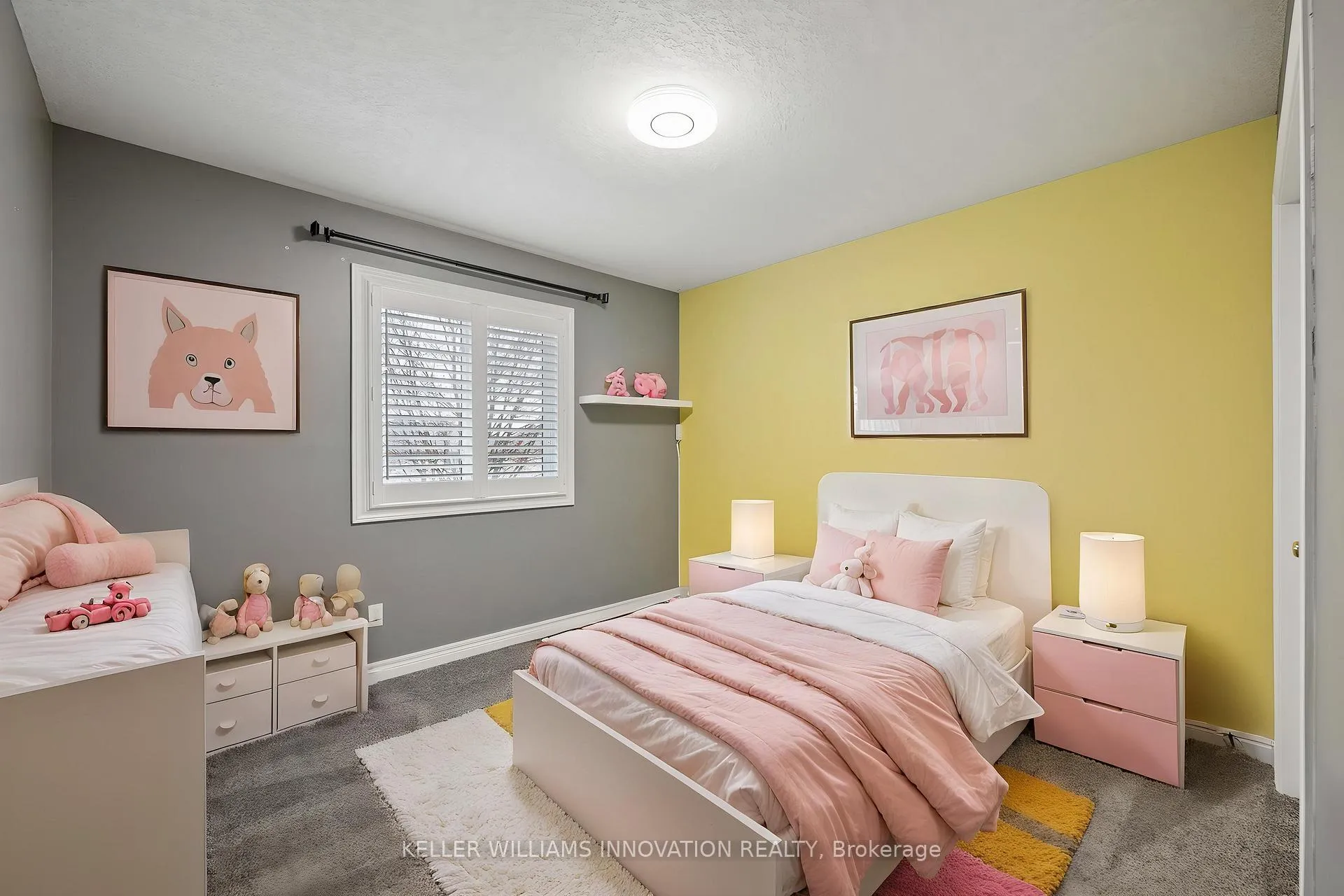 Photo 25 of 555 Sandbanks Crescent, Waterloo — HOMEH