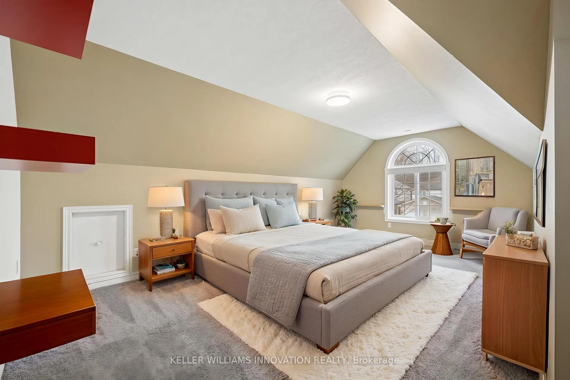 Photo 26 of 555 Sandbanks Crescent, Waterloo — HOMEH