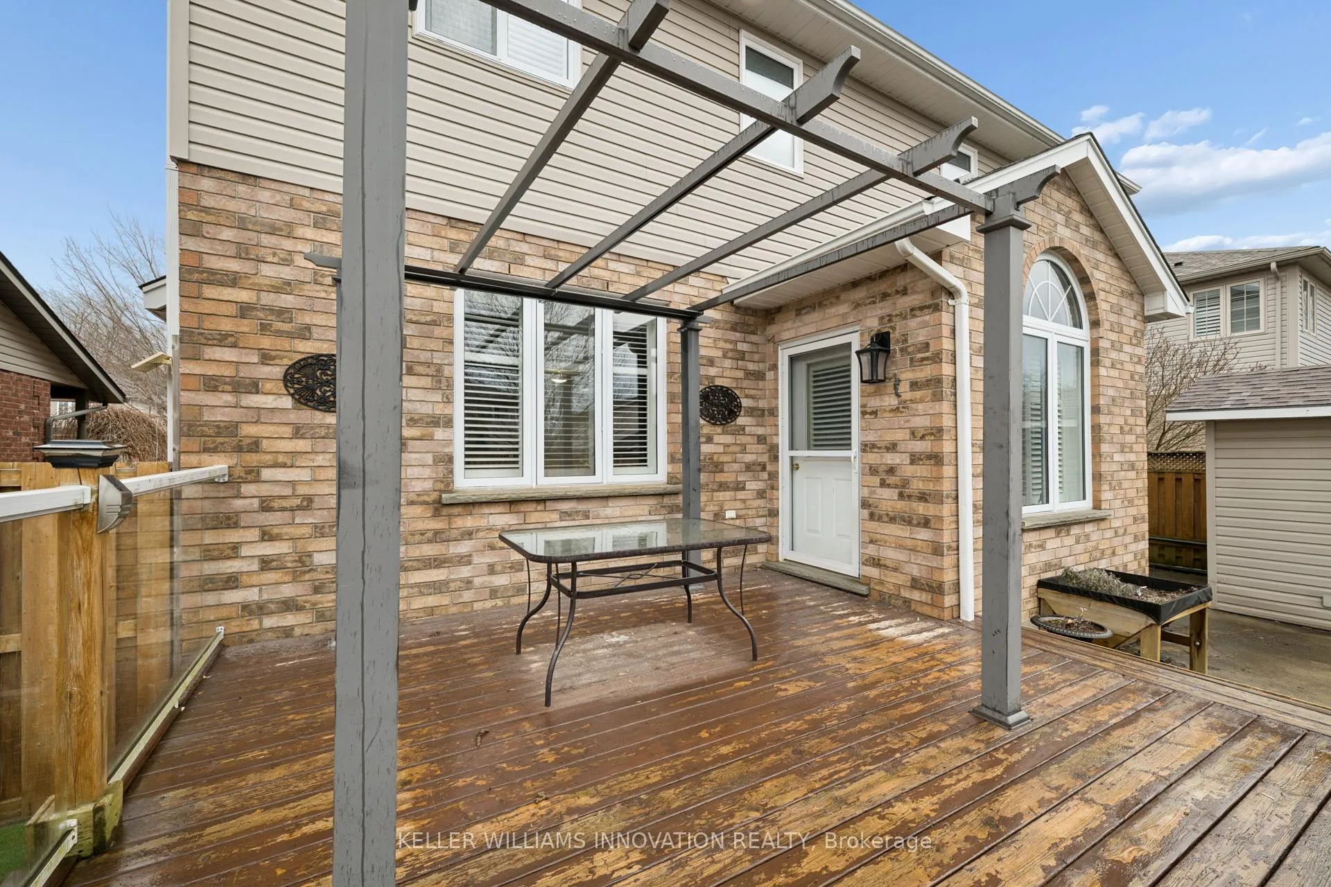 Photo 41 of 555 Sandbanks Crescent, Waterloo — HOMEH
