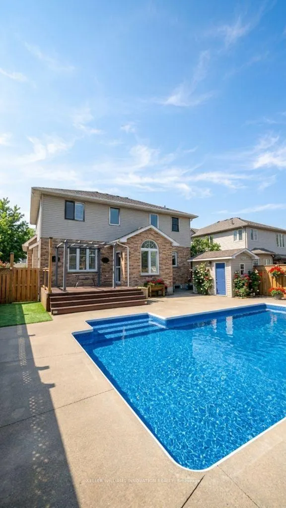 Photo 42 of 555 Sandbanks Crescent, Waterloo — HOMEH