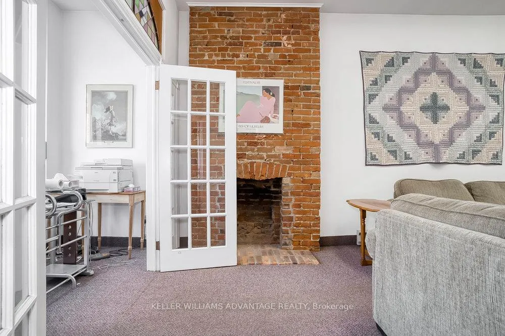 Photo 4 of 157 Gerrard Street E, Toronto, Moss Park — HOMEH
