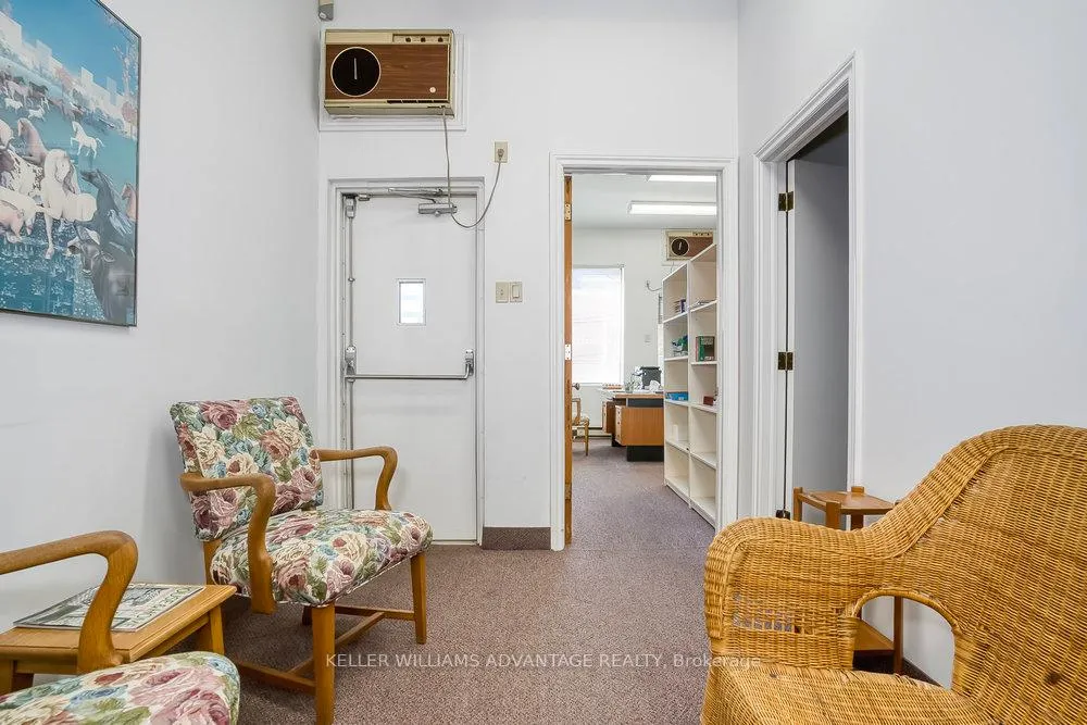 Photo 11 of 157 Gerrard Street E, Toronto, Moss Park — HOMEH