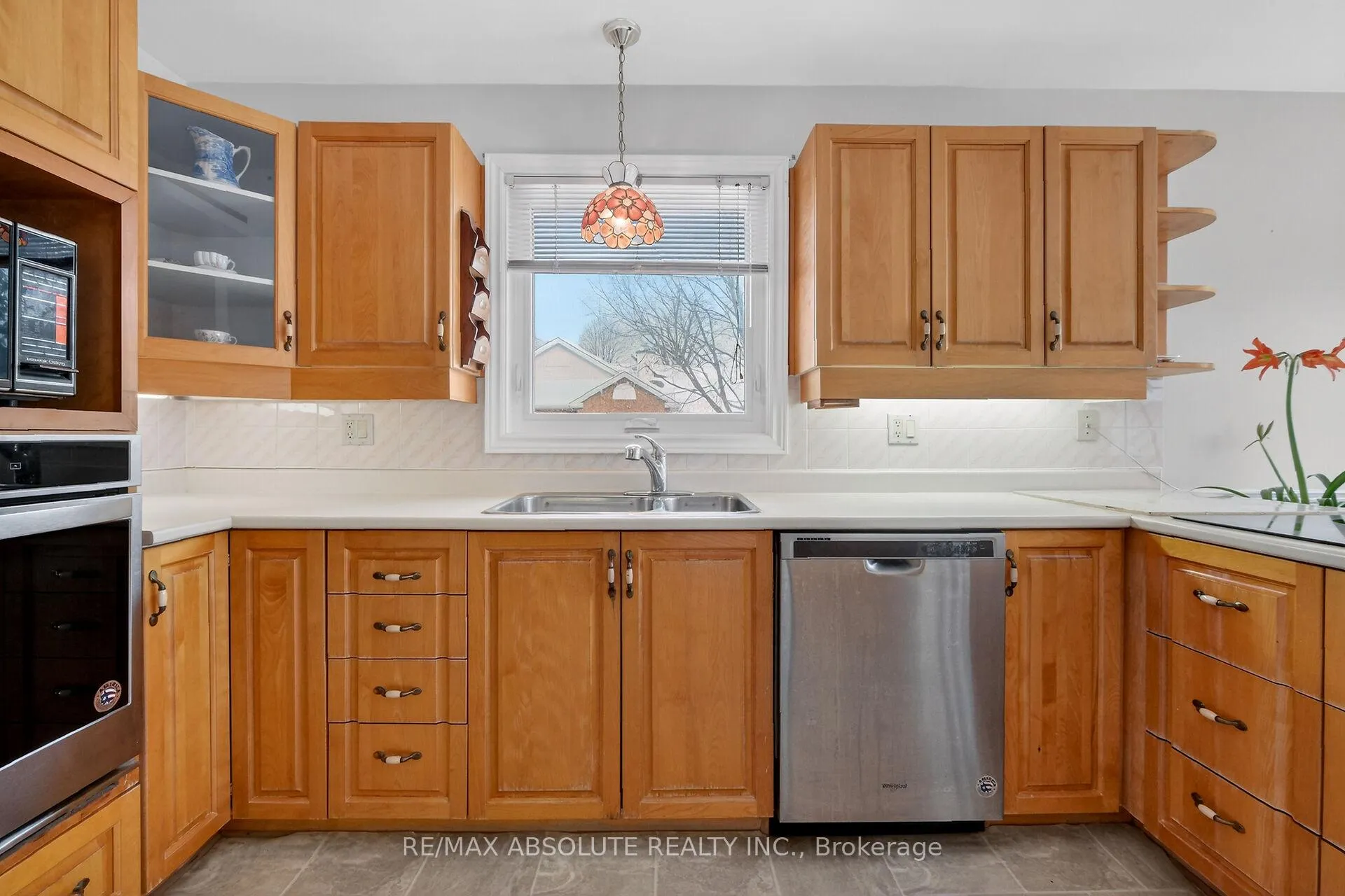 Photo 12 of 18 Pine Needles Court, Ottawa, Stittsville (Central) — HOMEH