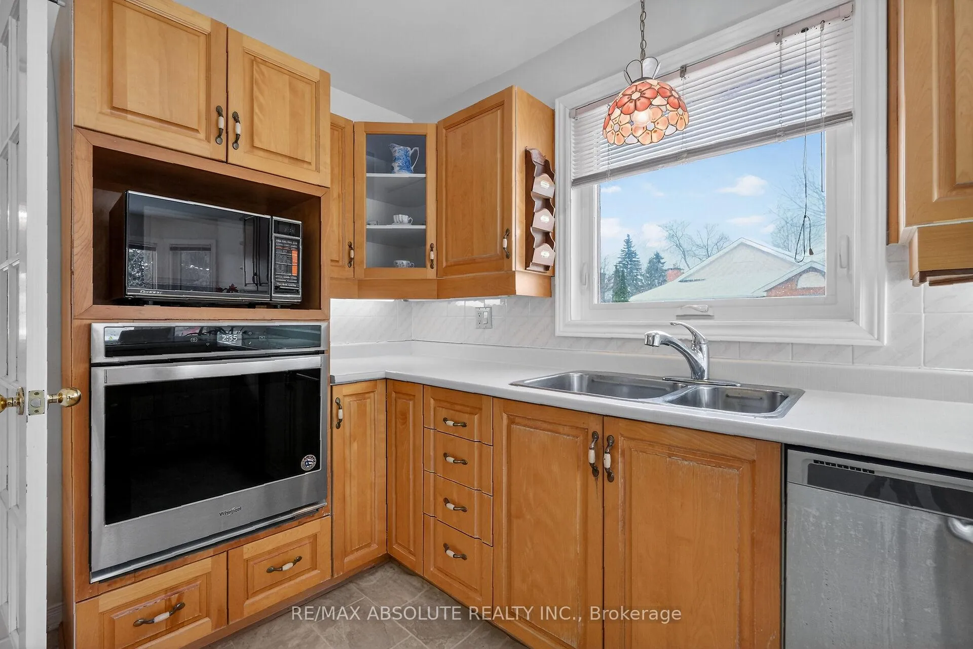 Photo 14 of 18 Pine Needles Court, Ottawa, Stittsville (Central) — HOMEH