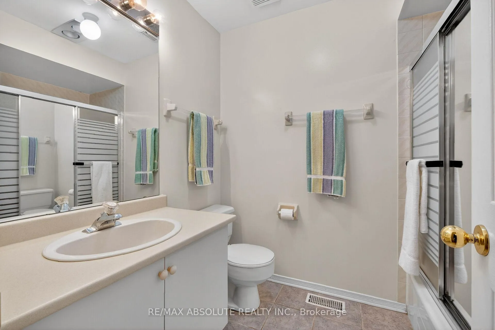 Photo 38 of 18 Pine Needles Court, Ottawa, Stittsville (Central) — HOMEH