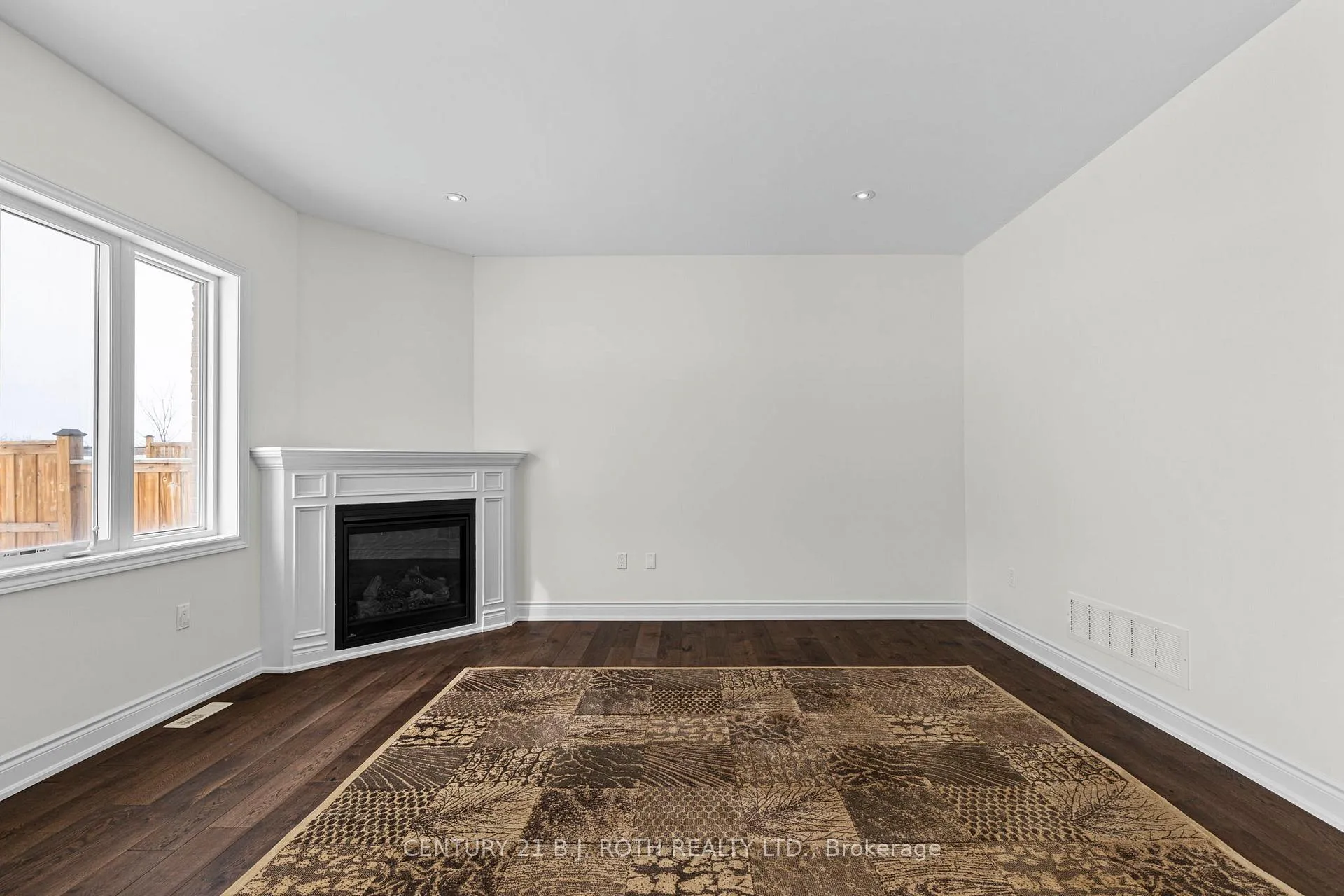 Photo 10 of 2978 Annalysse Drive, Orillia — HOMEH