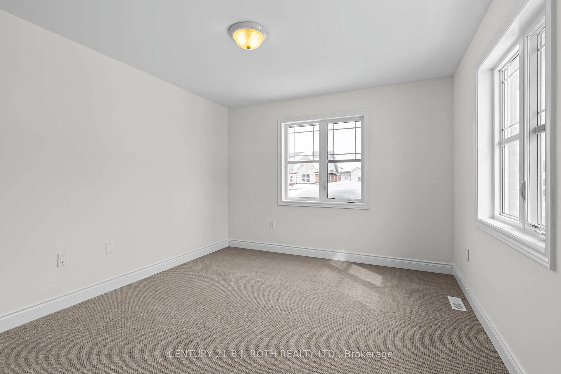 Photo 24 of 2978 Annalysse Drive, Orillia — HOMEH