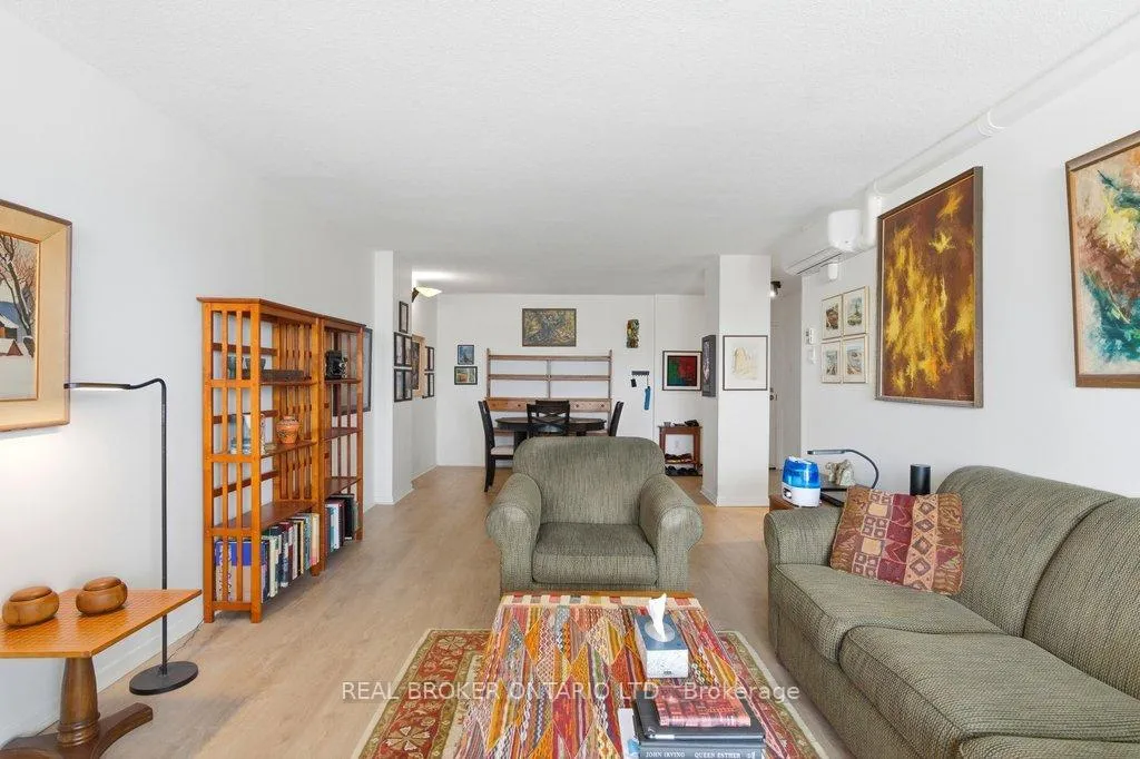 Photo 8 of Unit 1613, 40 Landry Street, Ottawa, Vanier — HOMEH