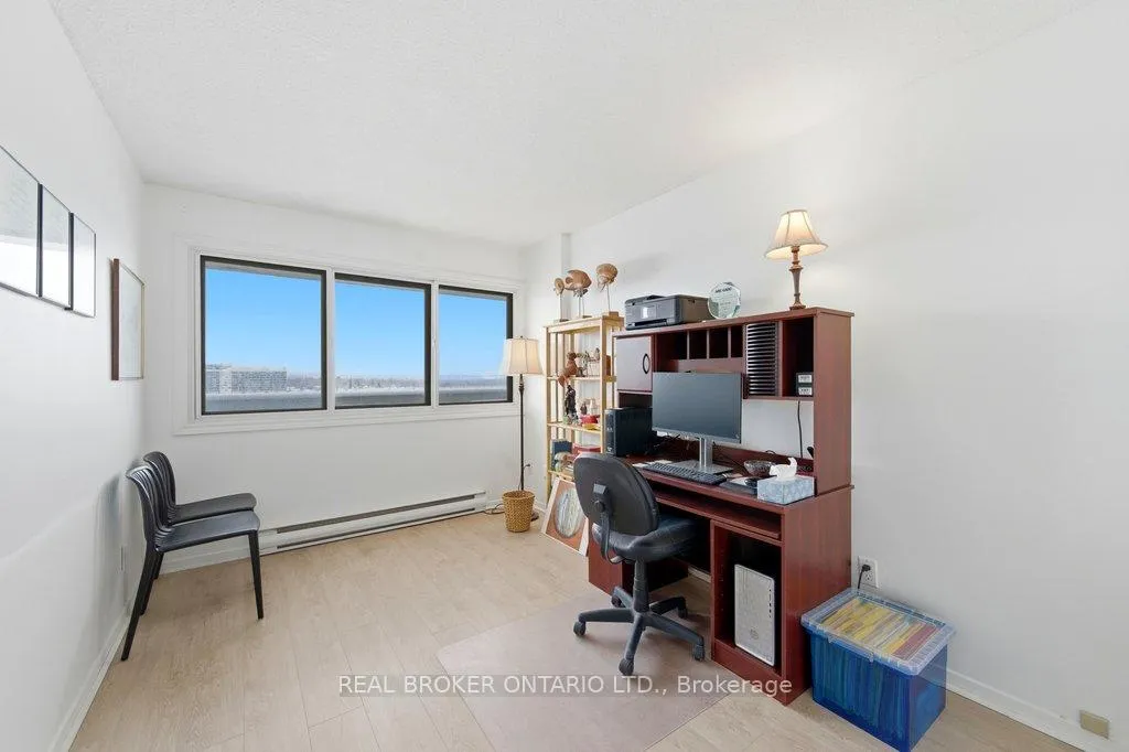 Photo 12 of Unit 1613, 40 Landry Street, Ottawa, Vanier — HOMEH