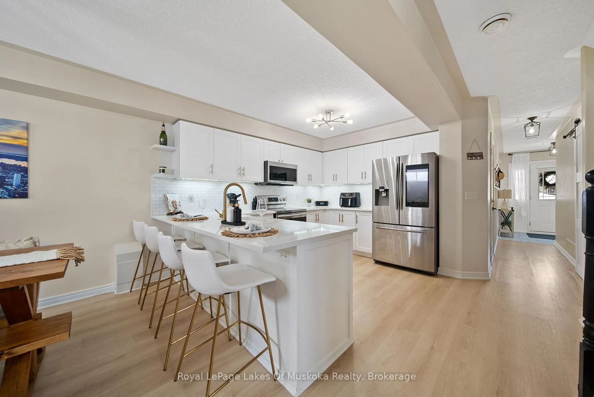 Photo 9 of 70 Pearl Drive, Orillia — HOMEH