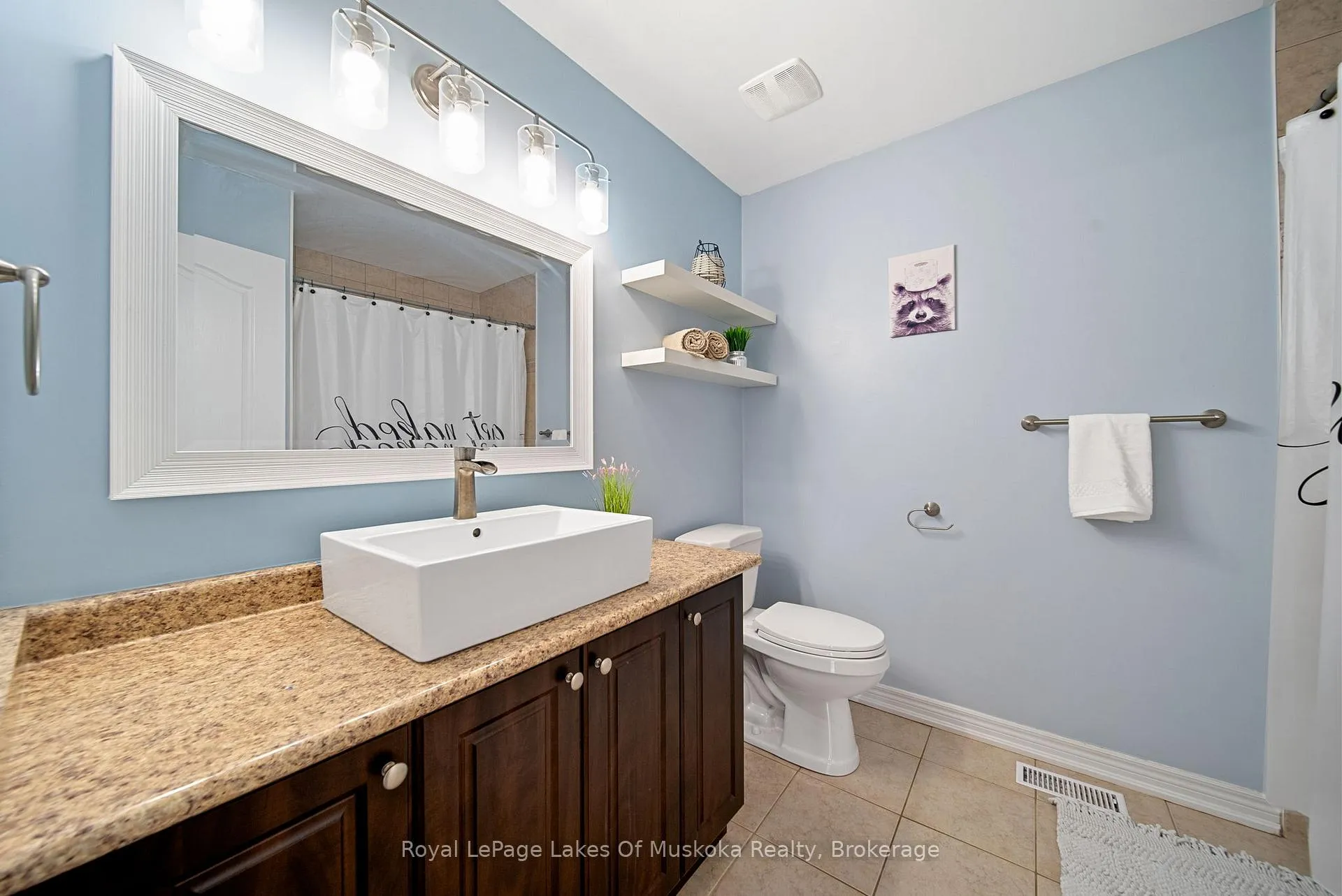 Photo 22 of 70 Pearl Drive, Orillia — HOMEH