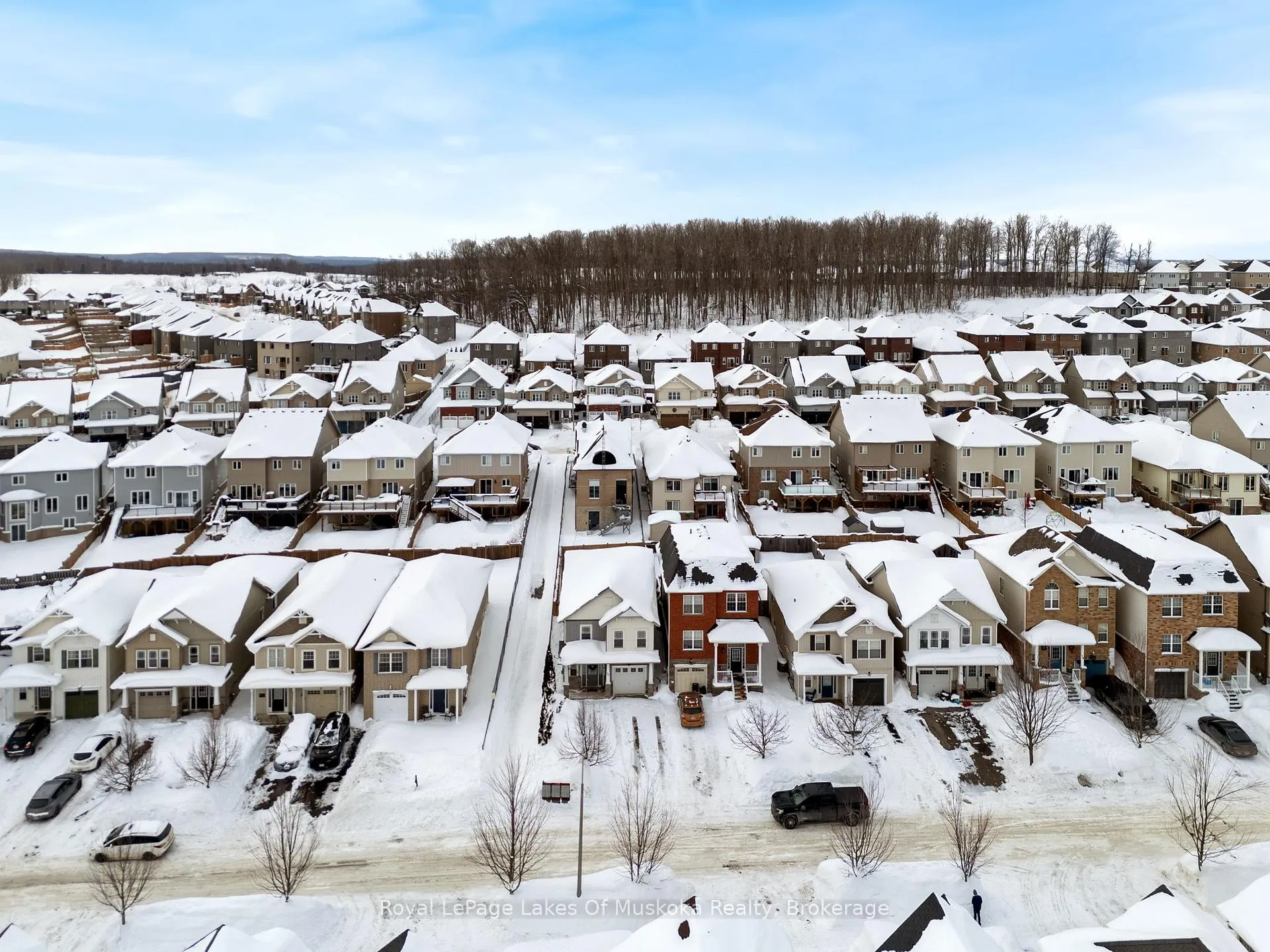 Photo 28 of 70 Pearl Drive, Orillia — HOMEH
