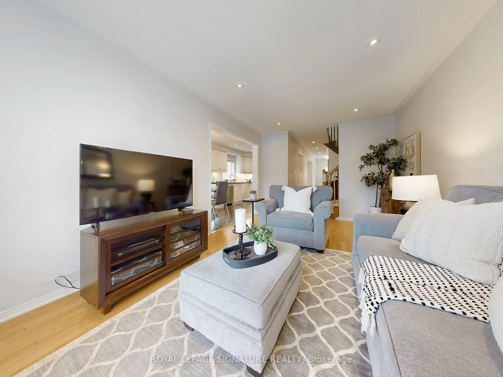 Photo 10 of 24 Stockport Road, Markham, Cornell — HOMEH