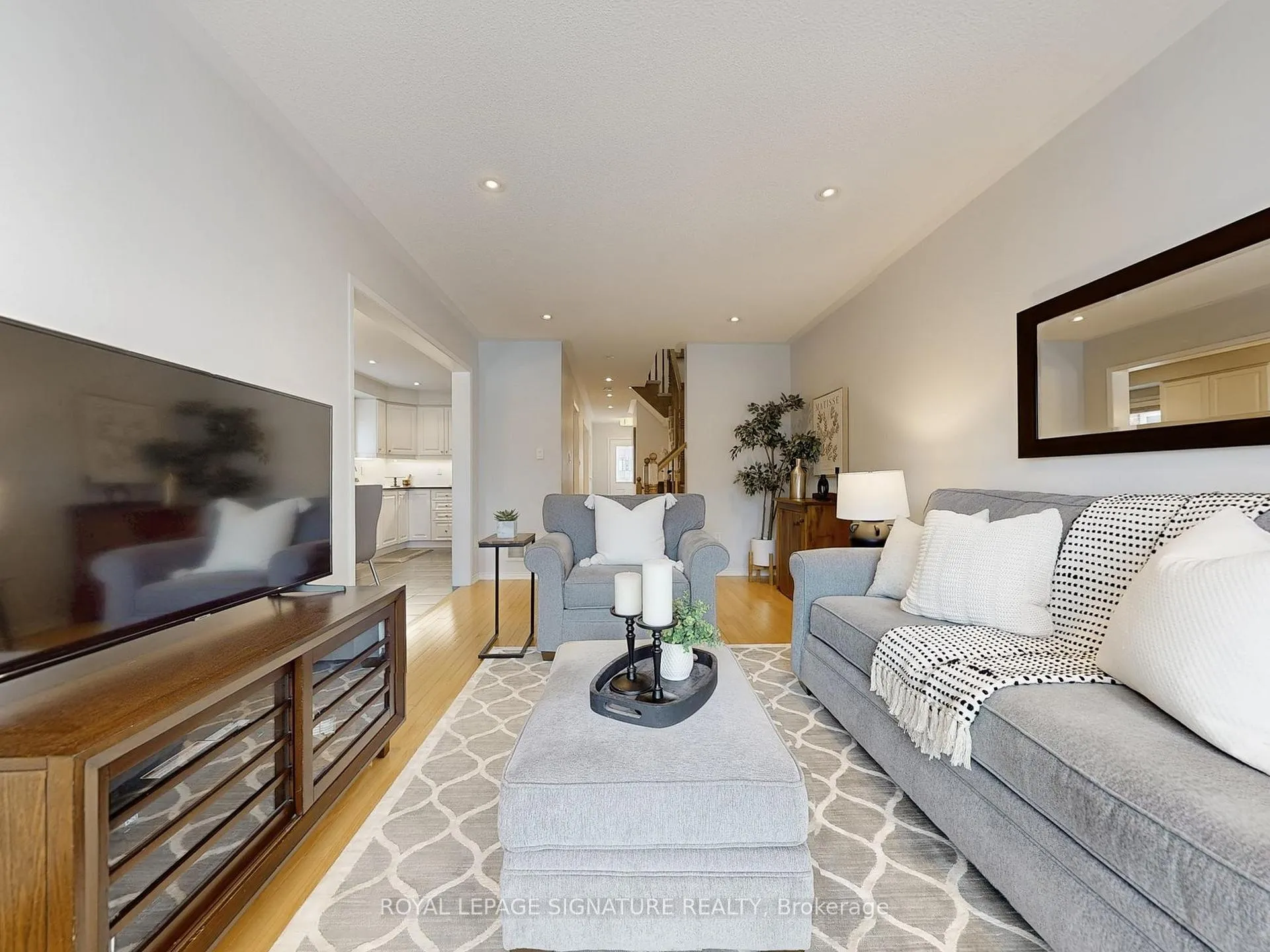 Photo 11 of 24 Stockport Road, Markham, Cornell — HOMEH