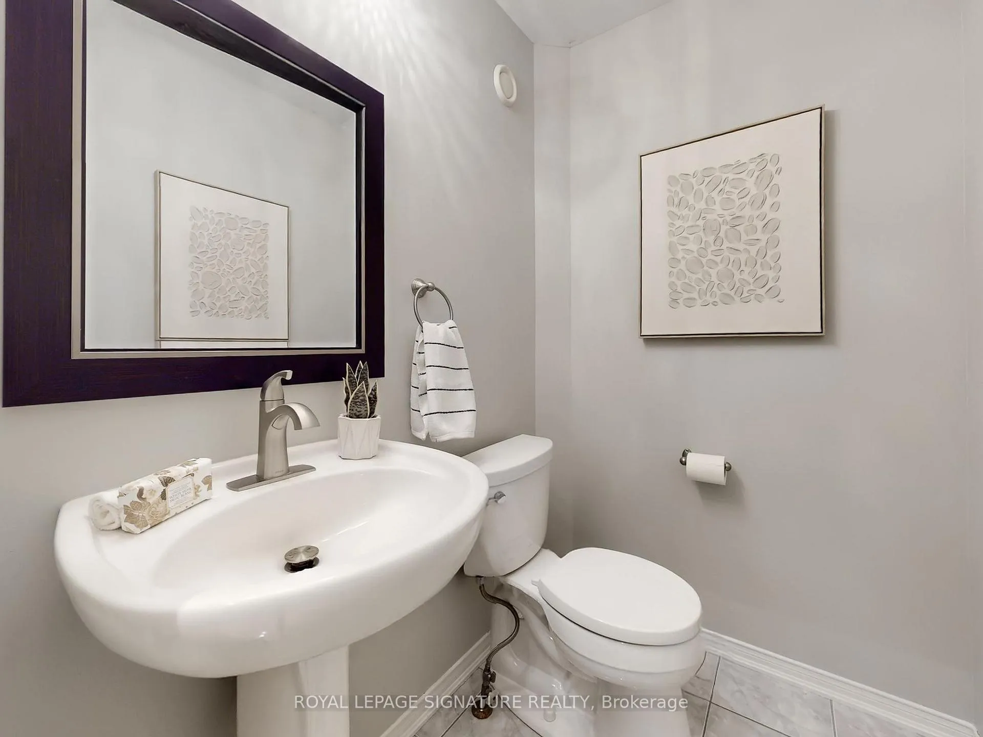 Photo 21 of 24 Stockport Road, Markham, Cornell — HOMEH
