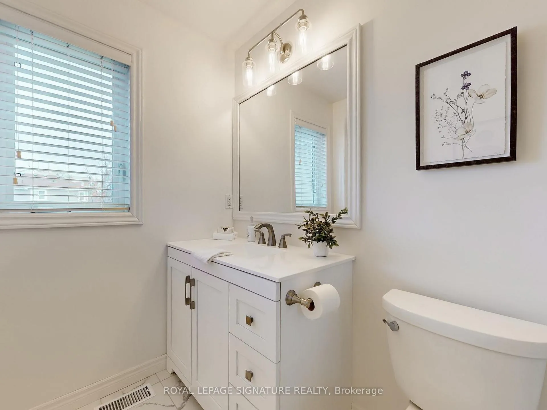 Photo 27 of 24 Stockport Road, Markham, Cornell — HOMEH