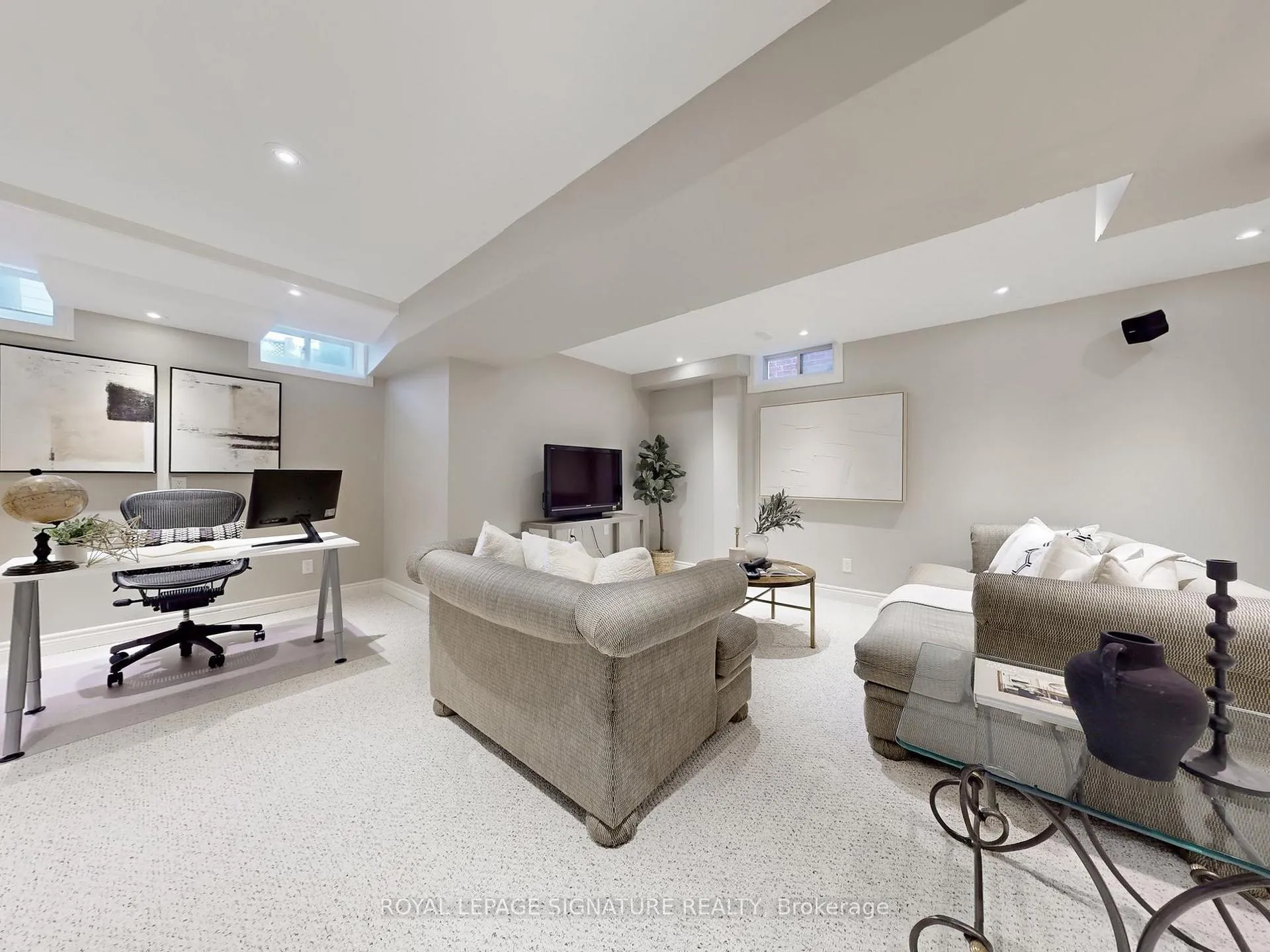 Photo 36 of 24 Stockport Road, Markham, Cornell — HOMEH