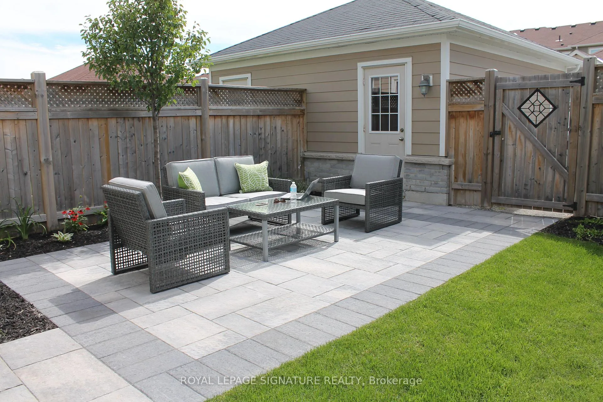Photo 42 of 24 Stockport Road, Markham, Cornell — HOMEH