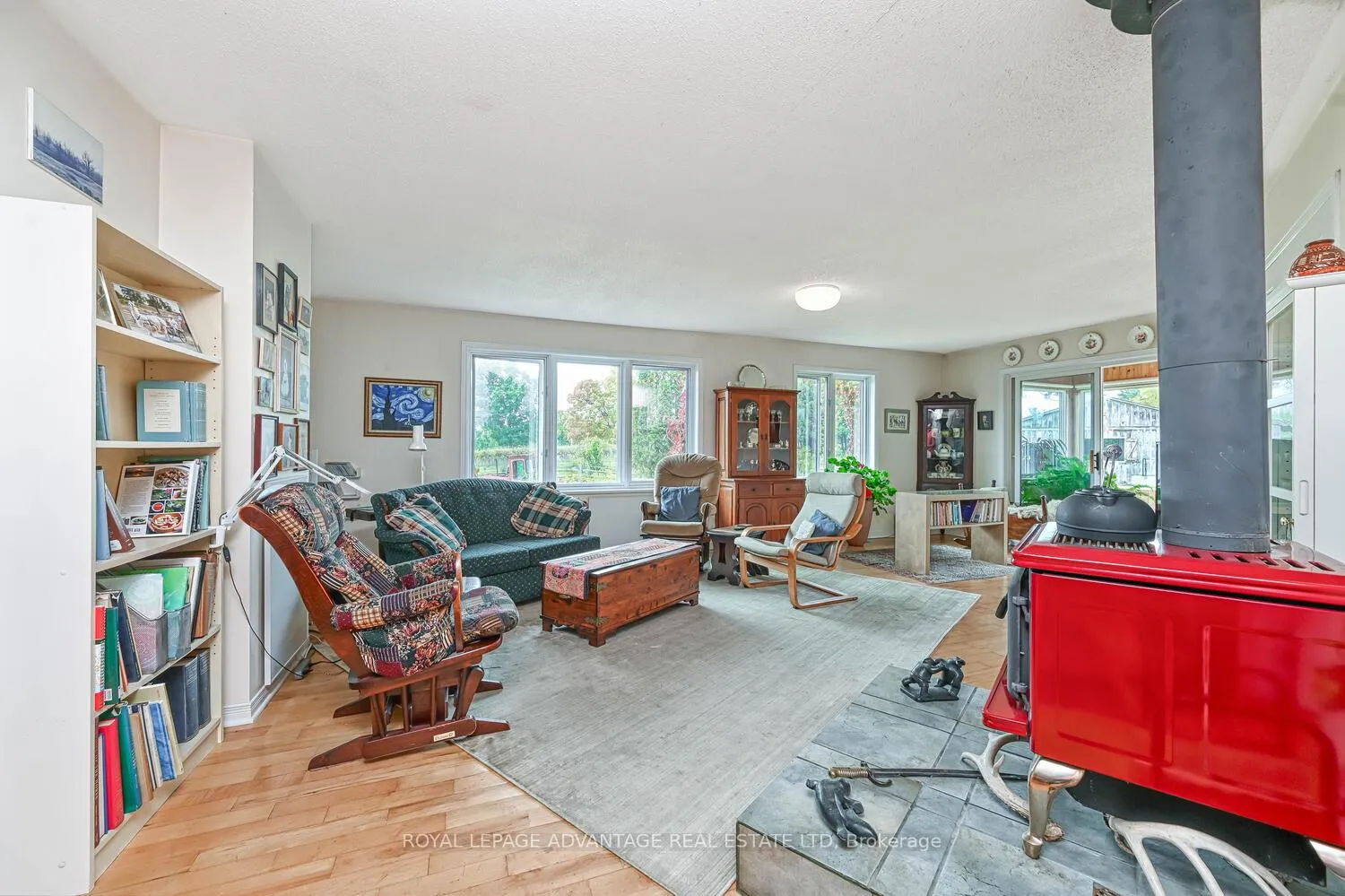 Photo 5 of 1612 Bennett Lake Road, Tay Valley, Bathurst/Burgess & Sherbrooke (Bathurst) Twp — HOMEH