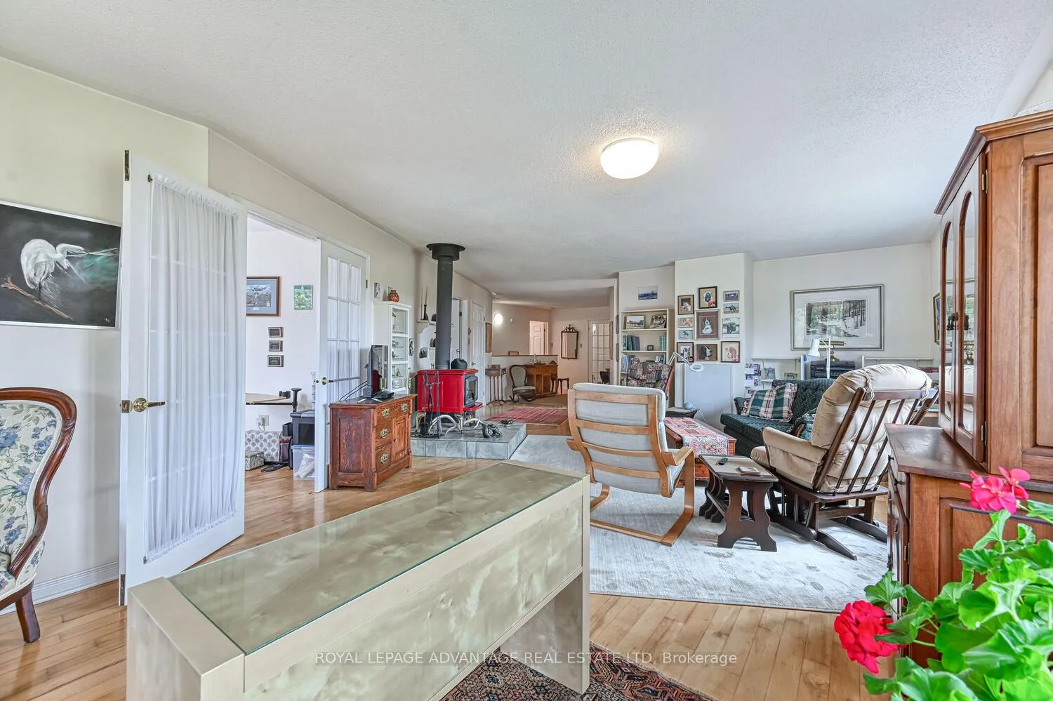Photo 11 of 1612 Bennett Lake Road, Tay Valley, Bathurst/Burgess & Sherbrooke (Bathurst) Twp — HOMEH