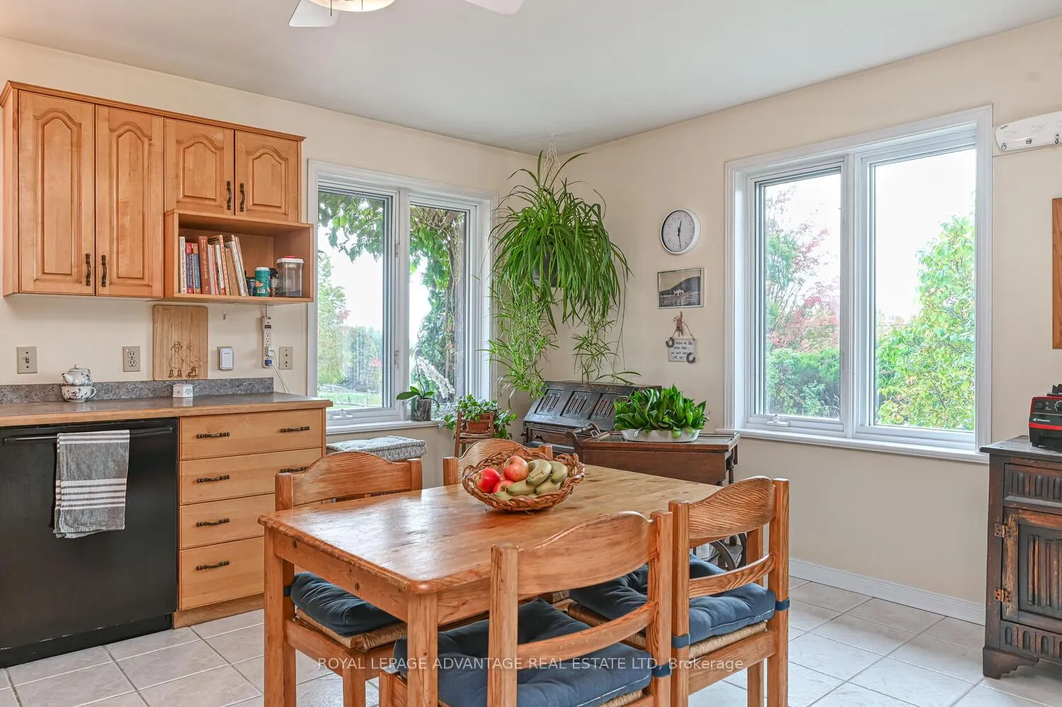 Photo 18 of 1612 Bennett Lake Road, Tay Valley, Bathurst/Burgess & Sherbrooke (Bathurst) Twp — HOMEH