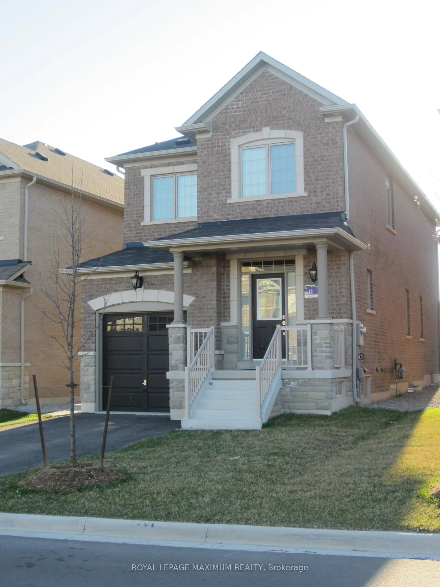 Photo 2 of 16 Orion Avenue, Vaughan, Vellore Village — HOMEH