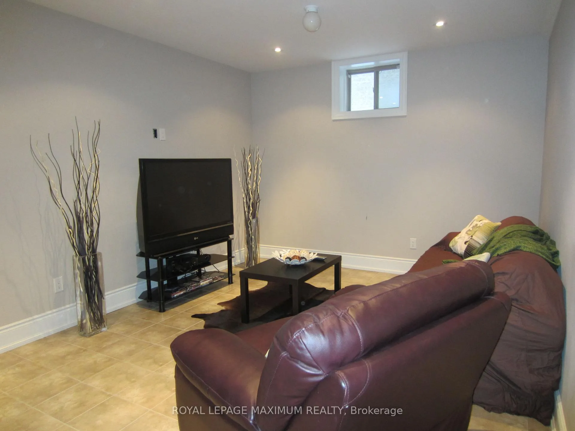 Photo 22 of 16 Orion Avenue, Vaughan, Vellore Village — HOMEH