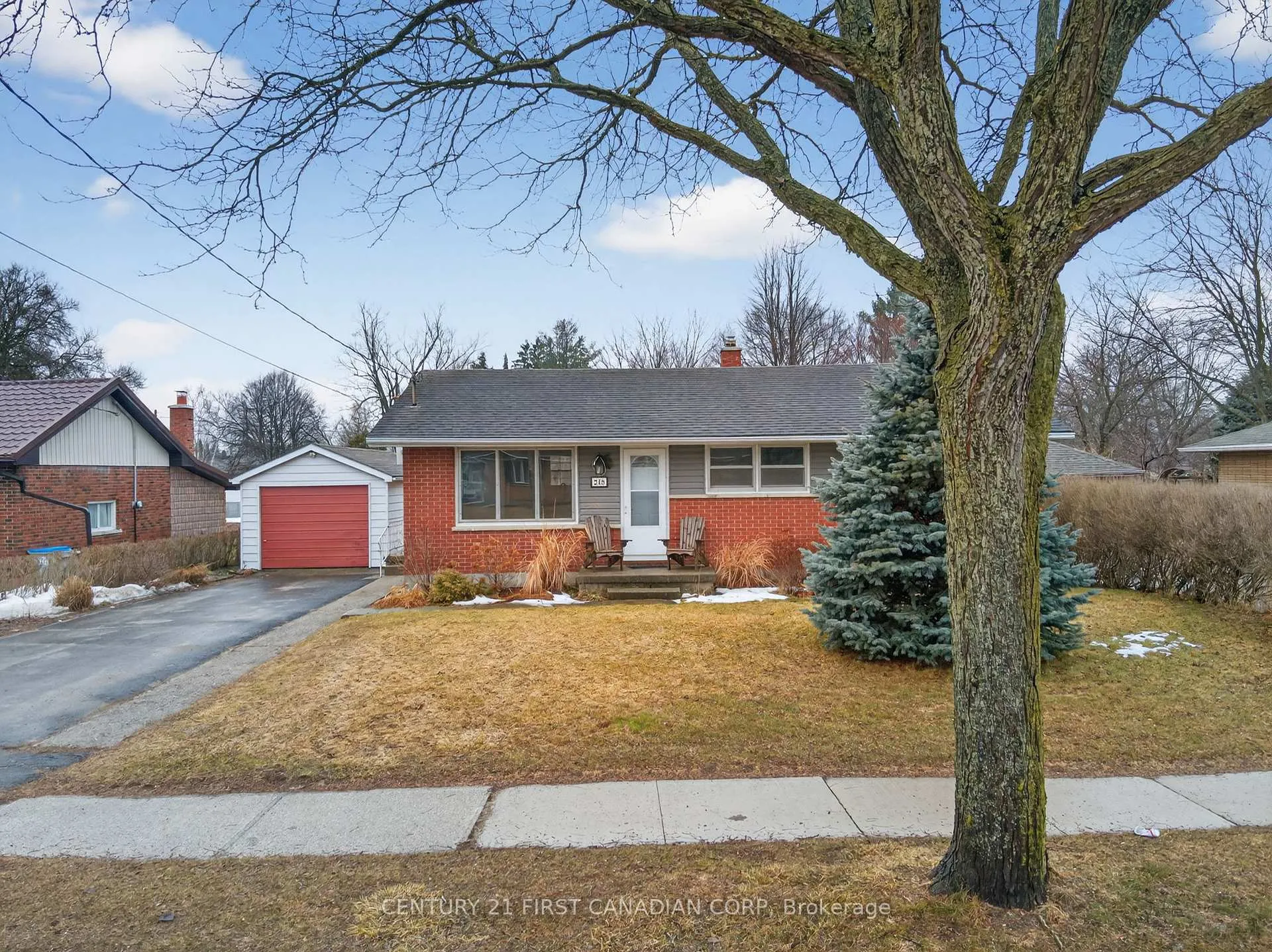 Photo 2 of 248 Beattie Street, Strathroy-Caradoc, SW — HOMEH