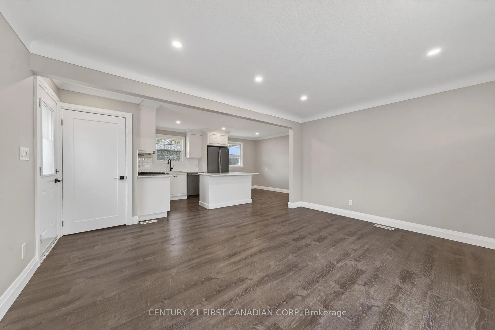 Photo 6 of 248 Beattie Street, Strathroy-Caradoc, SW — HOMEH