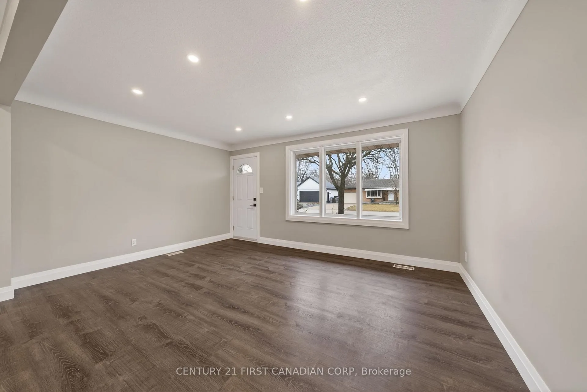 Photo 7 of 248 Beattie Street, Strathroy-Caradoc, SW — HOMEH