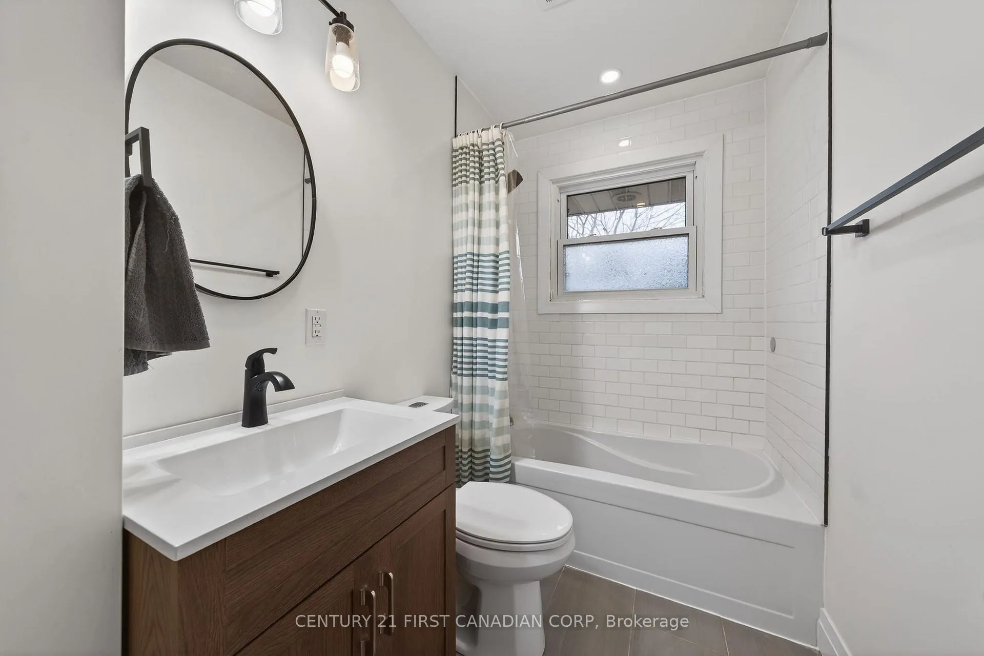 Photo 16 of 248 Beattie Street, Strathroy-Caradoc, SW — HOMEH