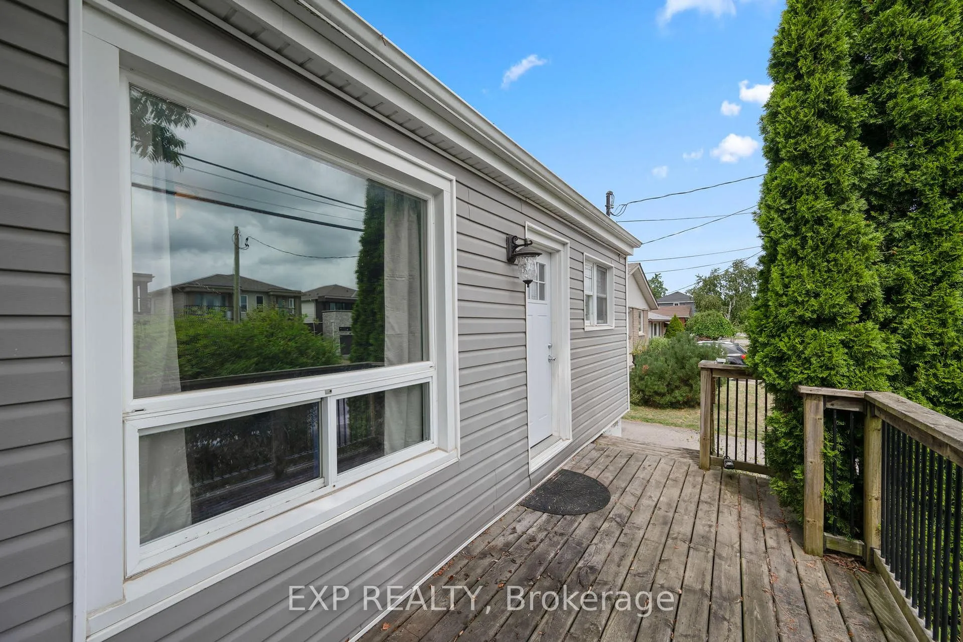 Photo 3 of 229 Morton Street, Thorold, Allanburg/Thorold South — HOMEH