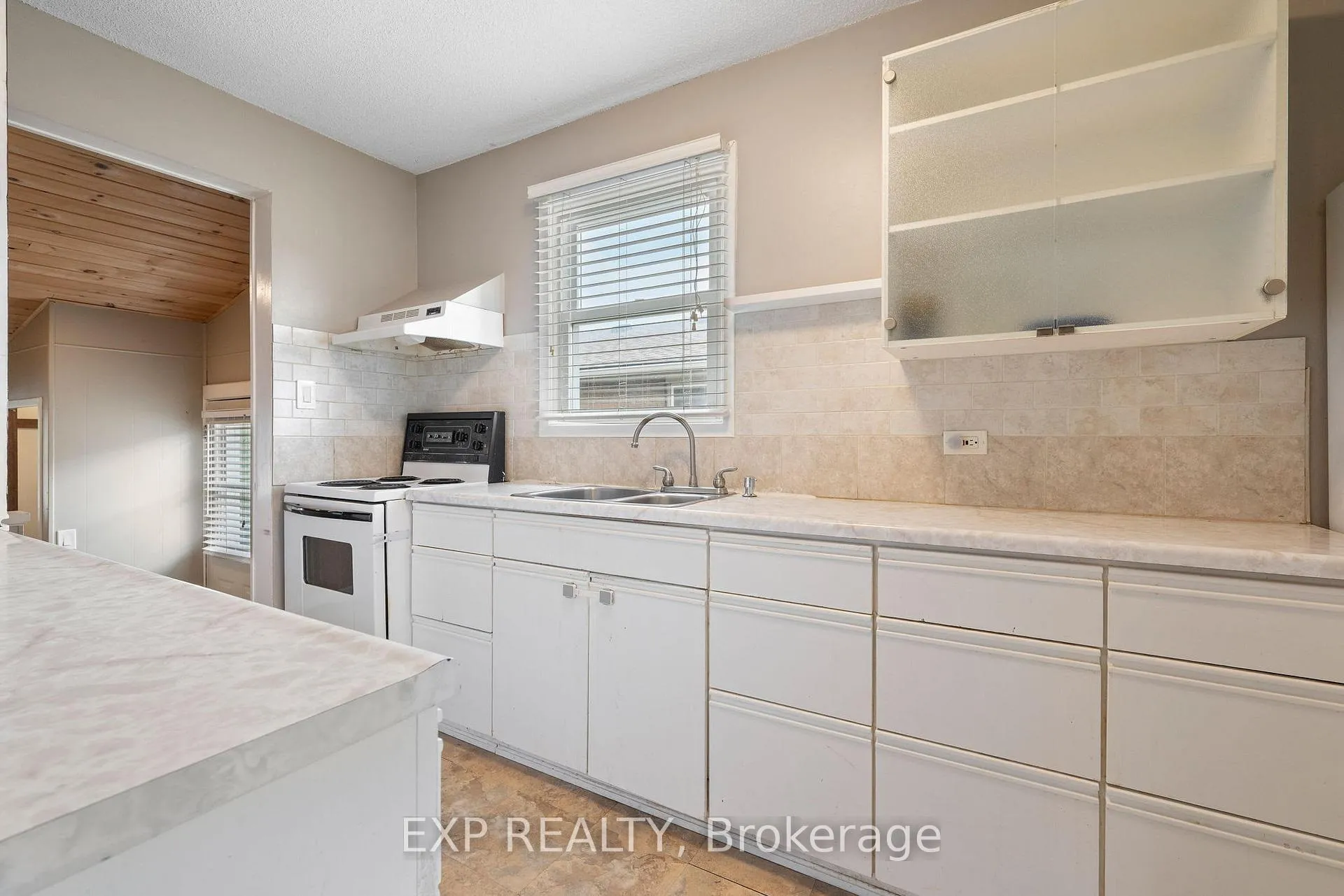 Photo 16 of 229 Morton Street, Thorold, Allanburg/Thorold South — HOMEH