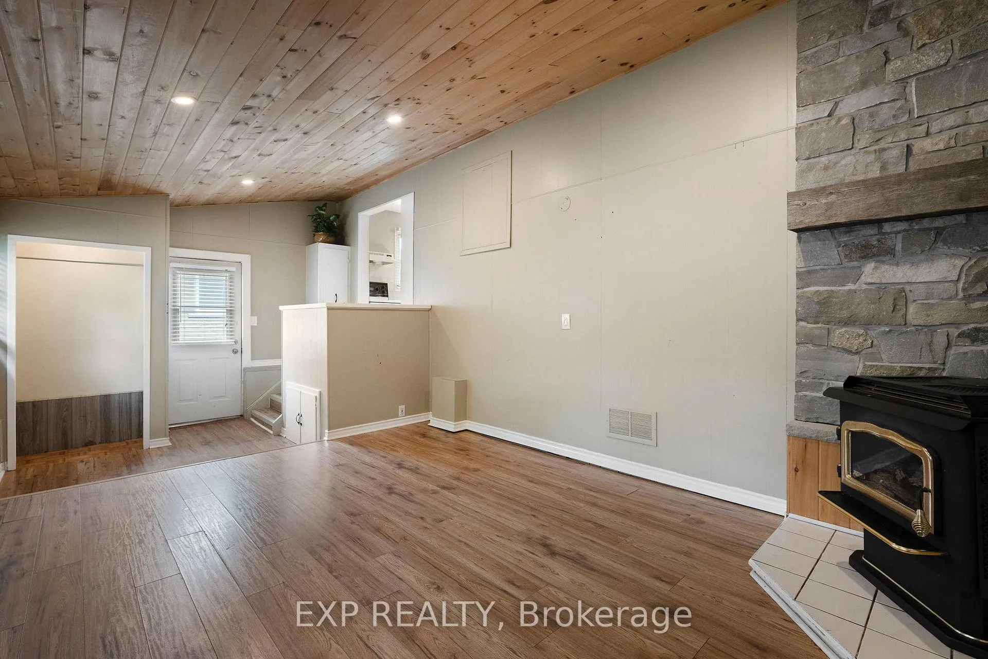 Photo 26 of 229 Morton Street, Thorold, Allanburg/Thorold South — HOMEH