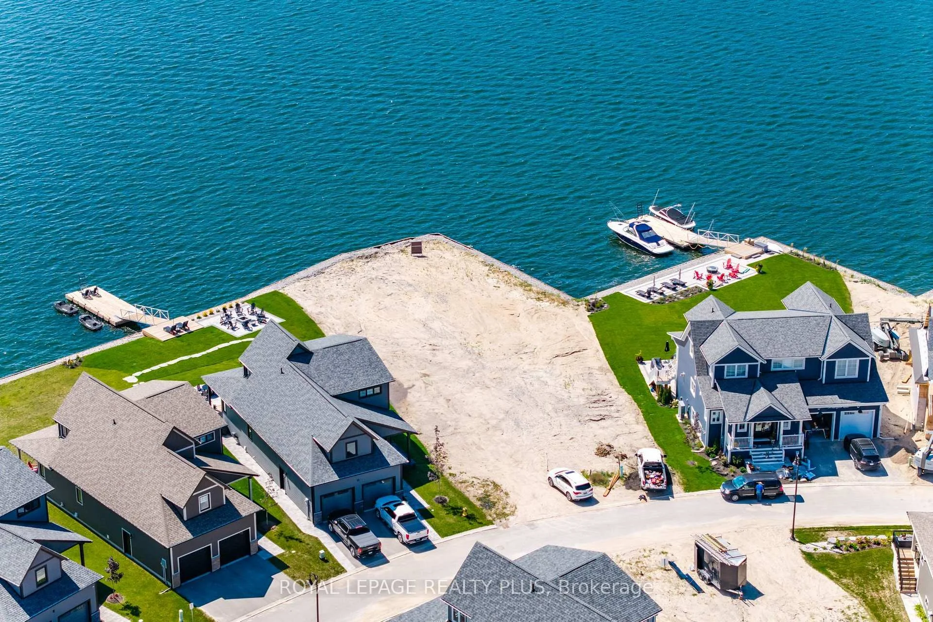 Photo 7 of 20 Navigator Road, Penetanguishene — HOMEH