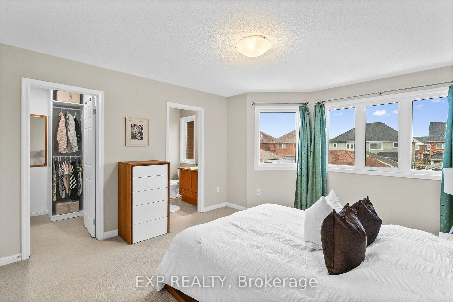Photo 12 of 50 Murray Wilson Drive, Markham, Cornell — HOMEH