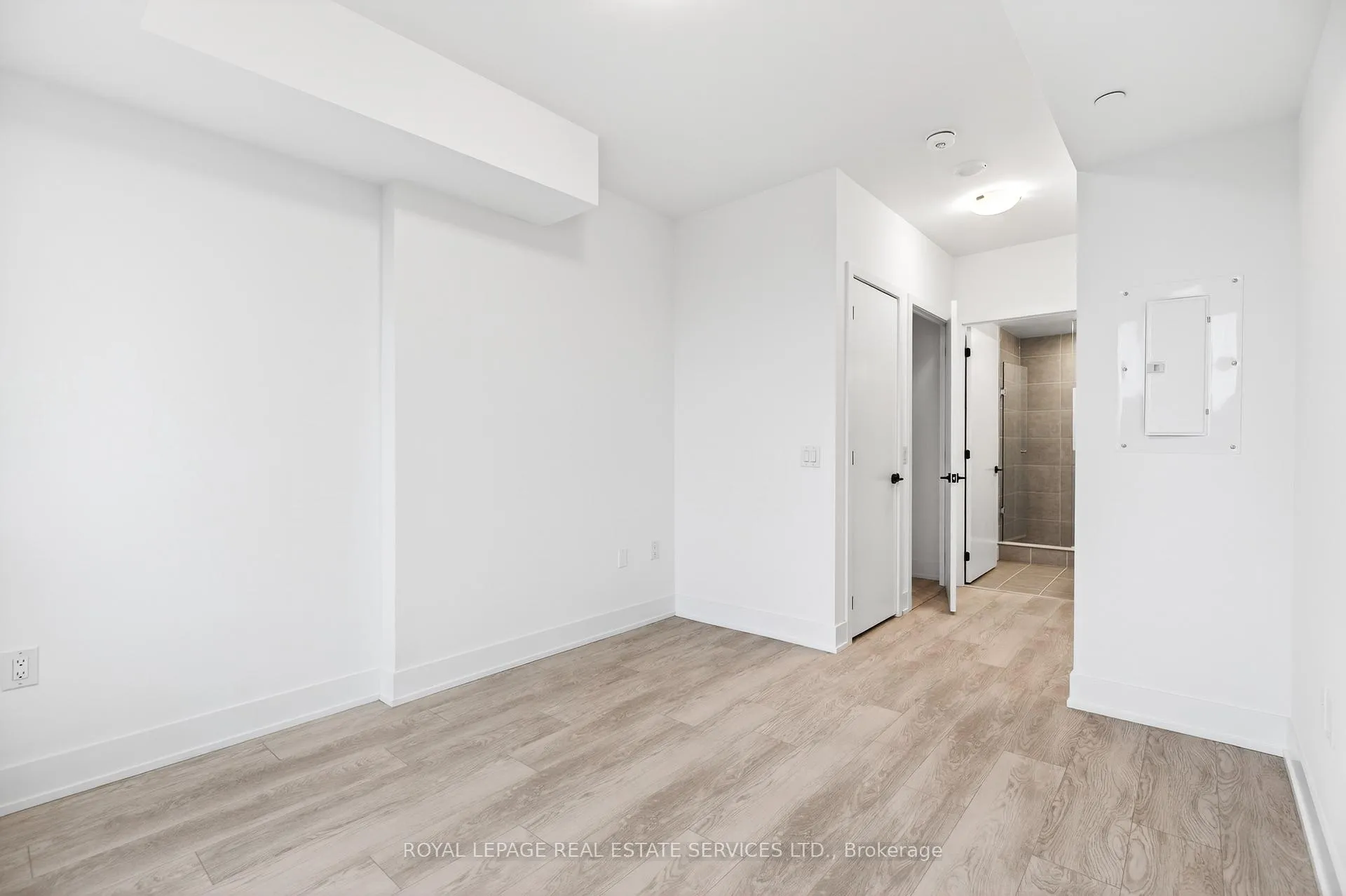 Photo 10 of Unit 512, 2450 Old Bronte Road, Oakville, Westmount — HOMEH