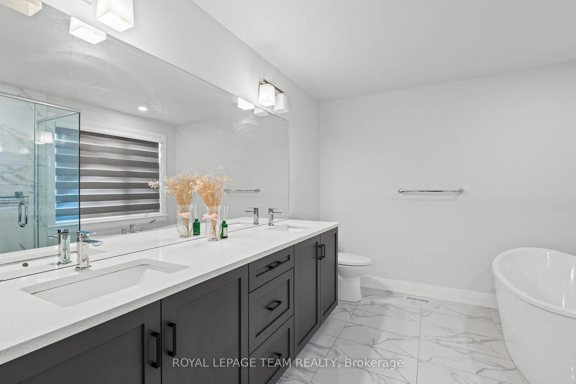 Photo 27 of 200 Ketchikan Crescent, Ottawa, Kanata - Kanata Lakes/Heritage Hills — HOMEH