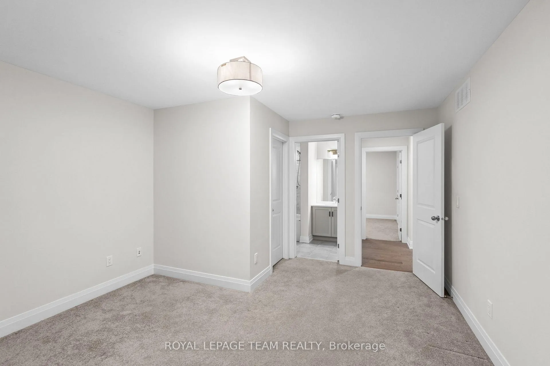 Photo 33 of 200 Ketchikan Crescent, Ottawa, Kanata - Kanata Lakes/Heritage Hills — HOMEH