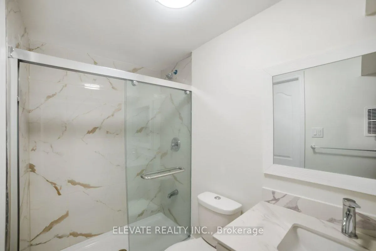 Photo 24 of 19 Madoc Drive, Brampton, Madoc — HOMEH
