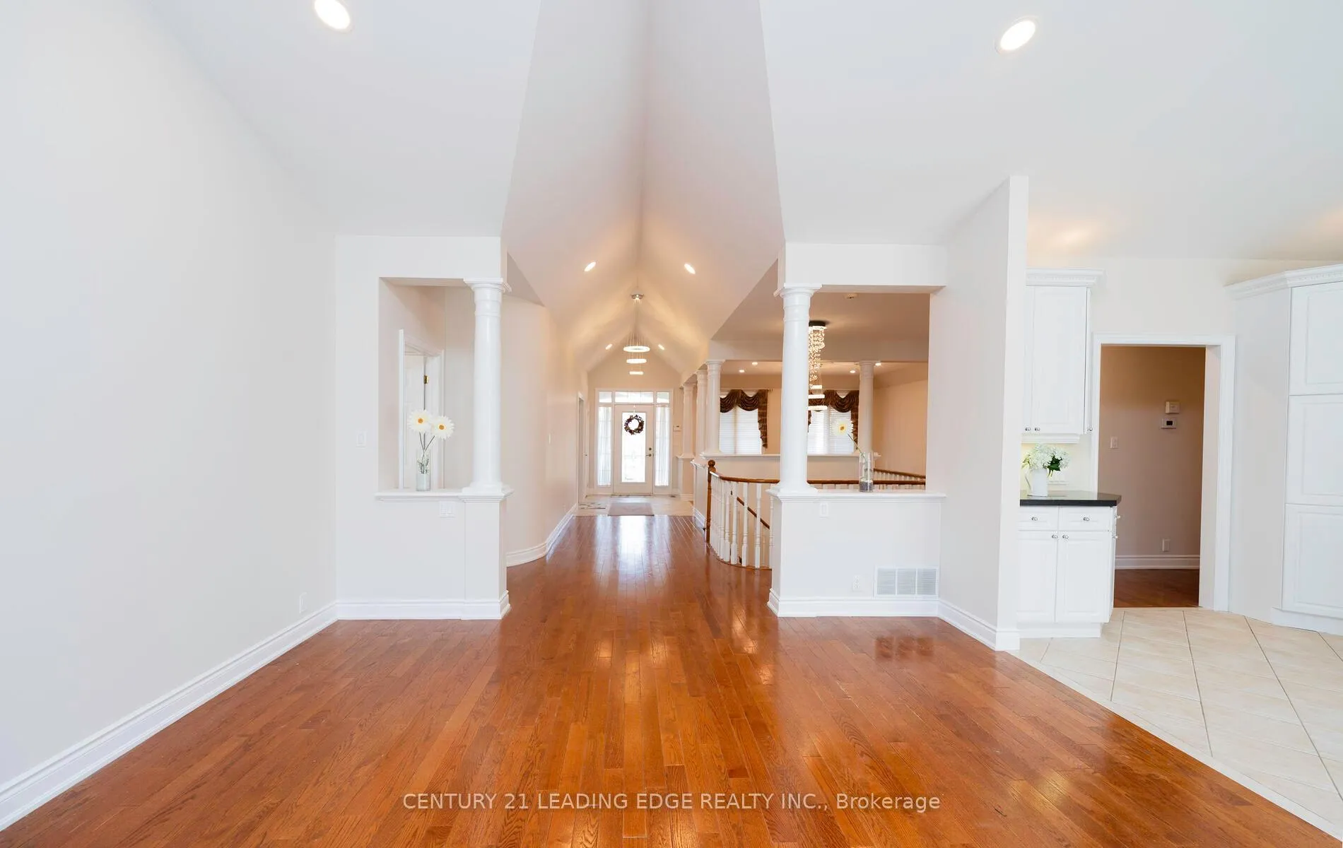 Photo 11 of 3675 Cochrane Street, Whitby, Williamsburg — HOMEH
