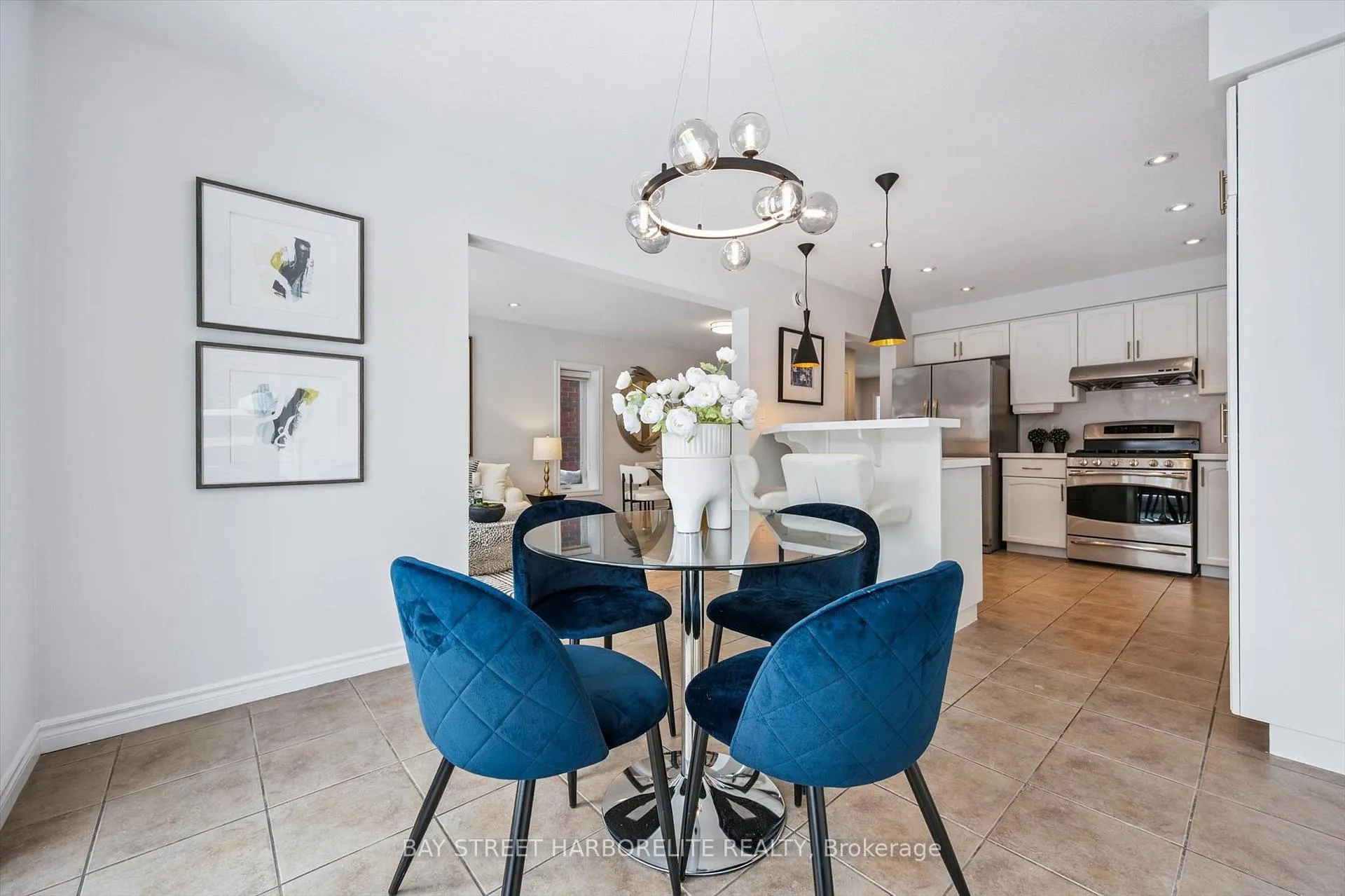 Photo 7 of 128 Clough Crescent, Guelph, Pineridge/Westminster Woods — HOMEH