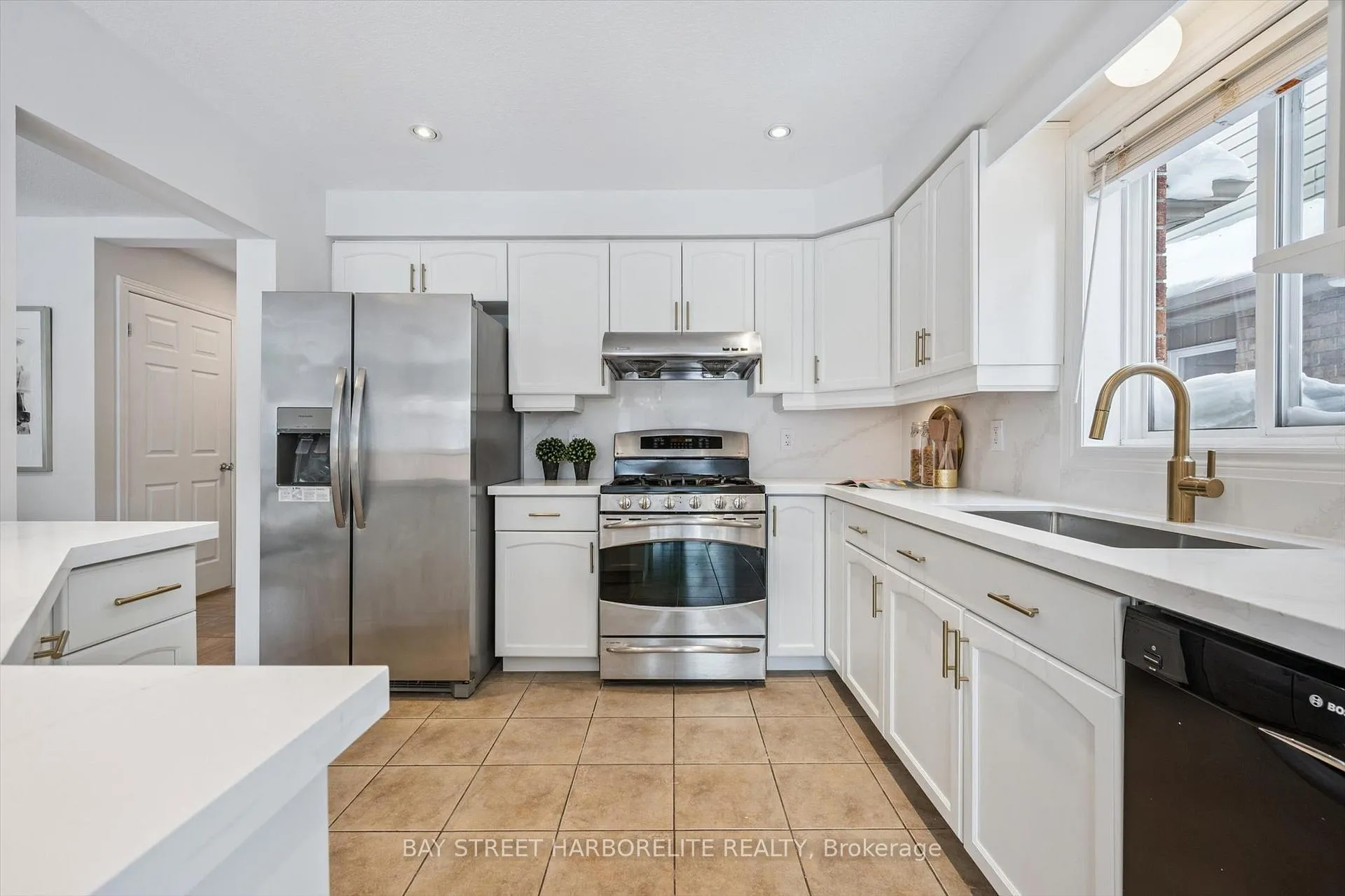 Photo 9 of 128 Clough Crescent, Guelph, Pineridge/Westminster Woods — HOMEH