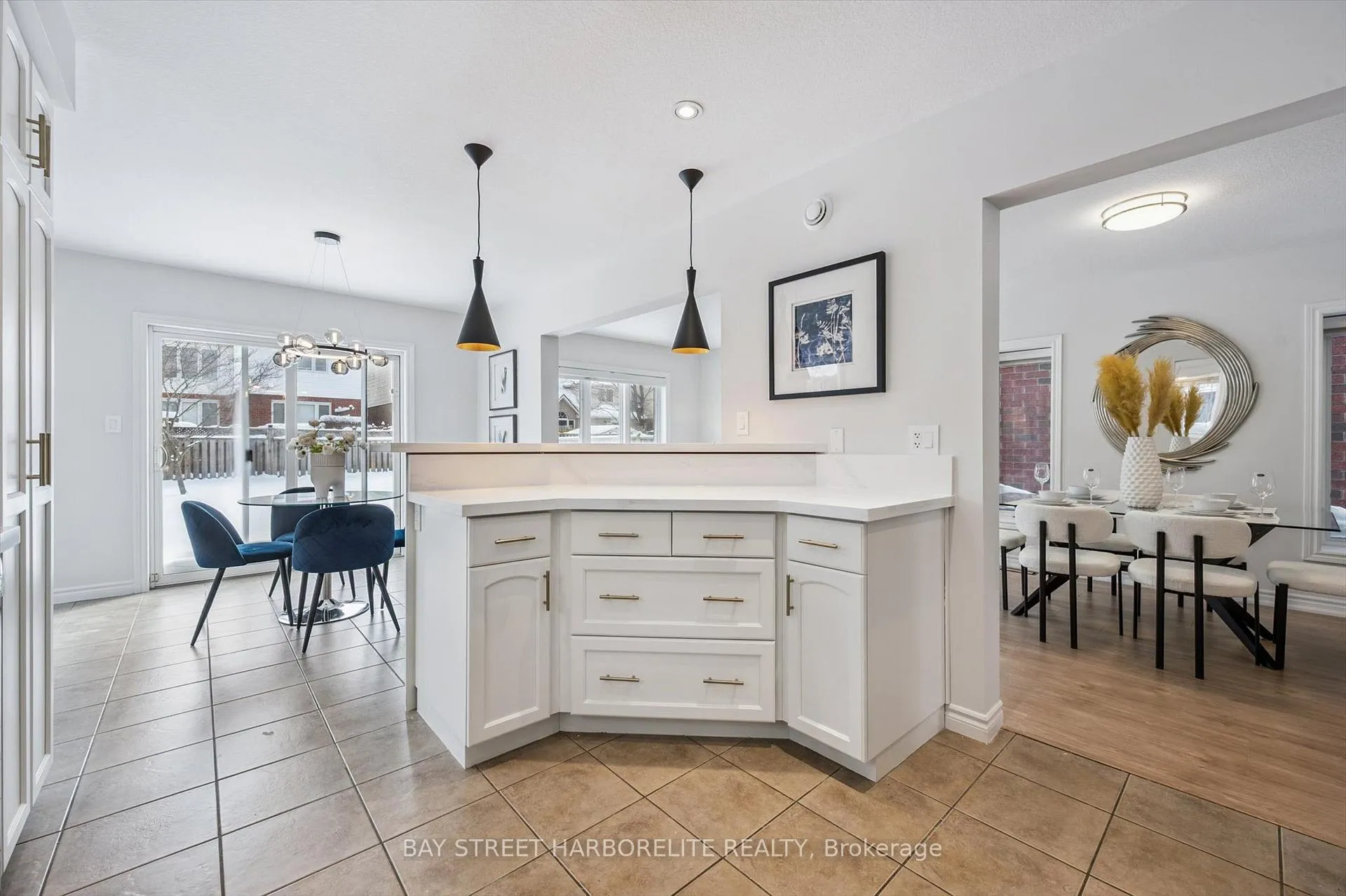 Photo 12 of 128 Clough Crescent, Guelph, Pineridge/Westminster Woods — HOMEH